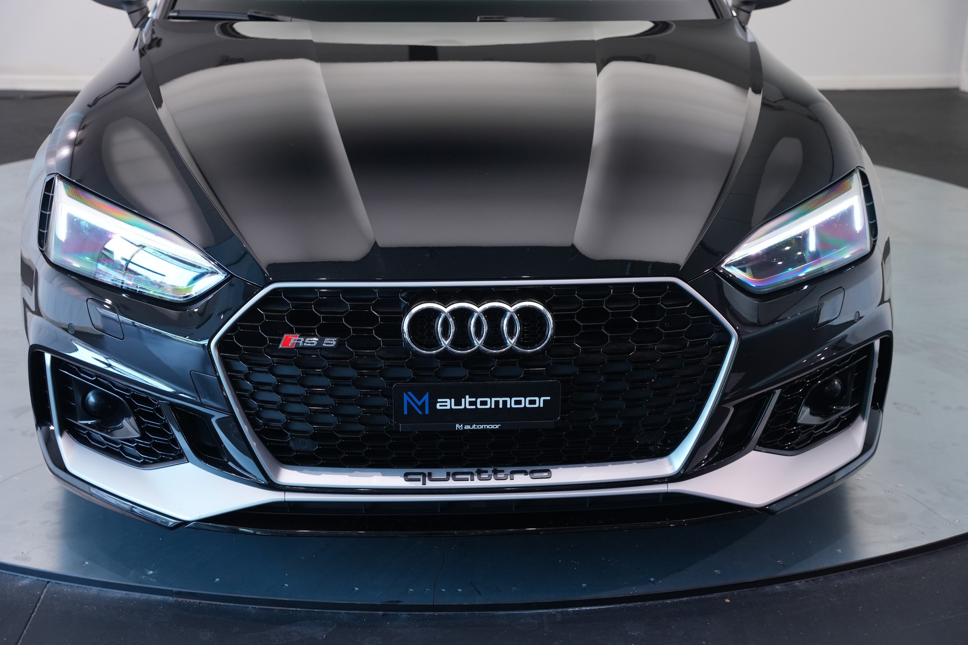 AUDI RS5 Coupé 2.9 TFSI quattro tiptronic *CH-Fahrzeug* *Head-Up* *Assistenzpaket*-image-46