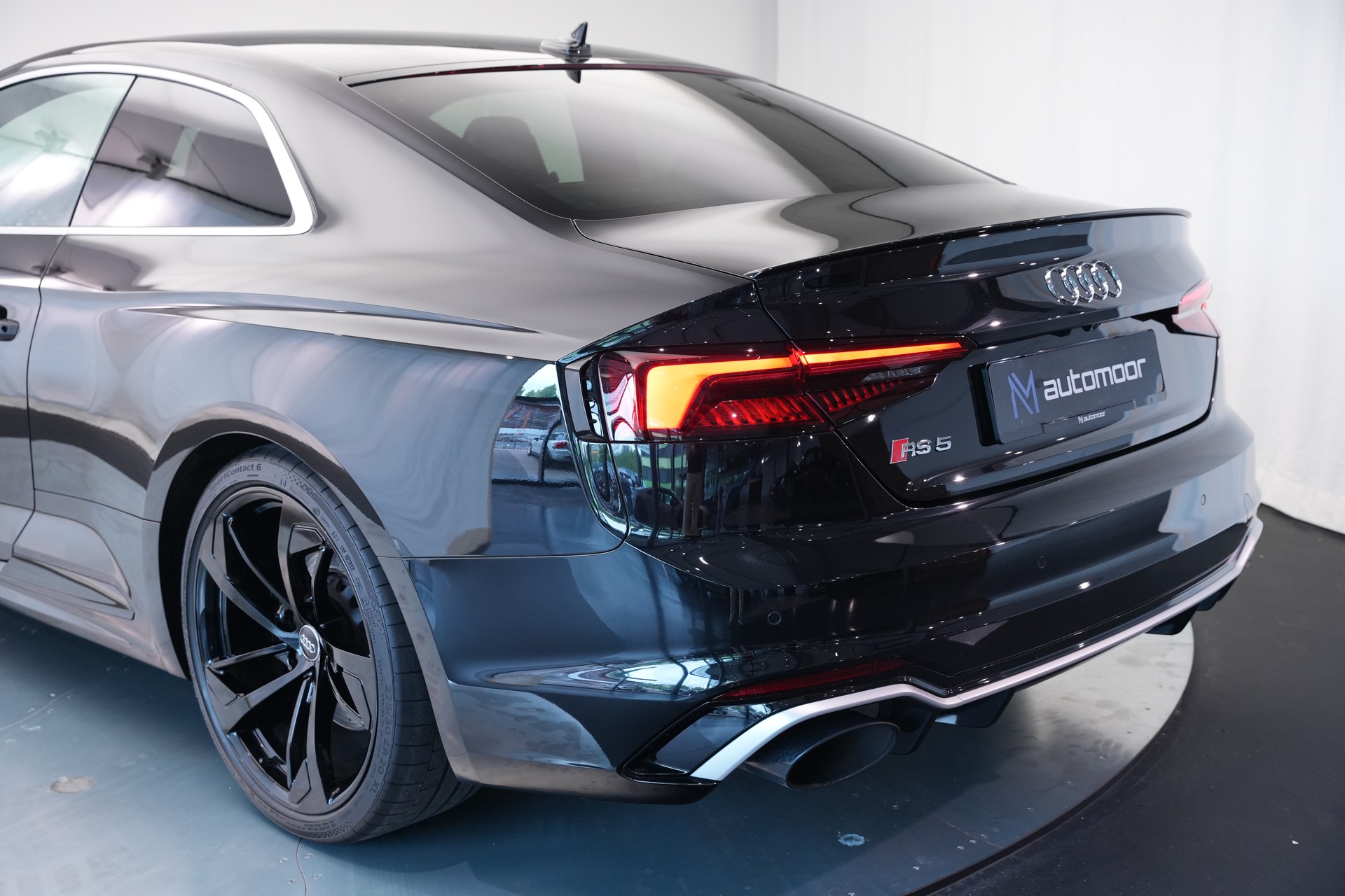 AUDI RS5 Coupé 2.9 TFSI quattro tiptronic *CH-Fahrzeug* *Head-Up* *Assistenzpaket*-image-48