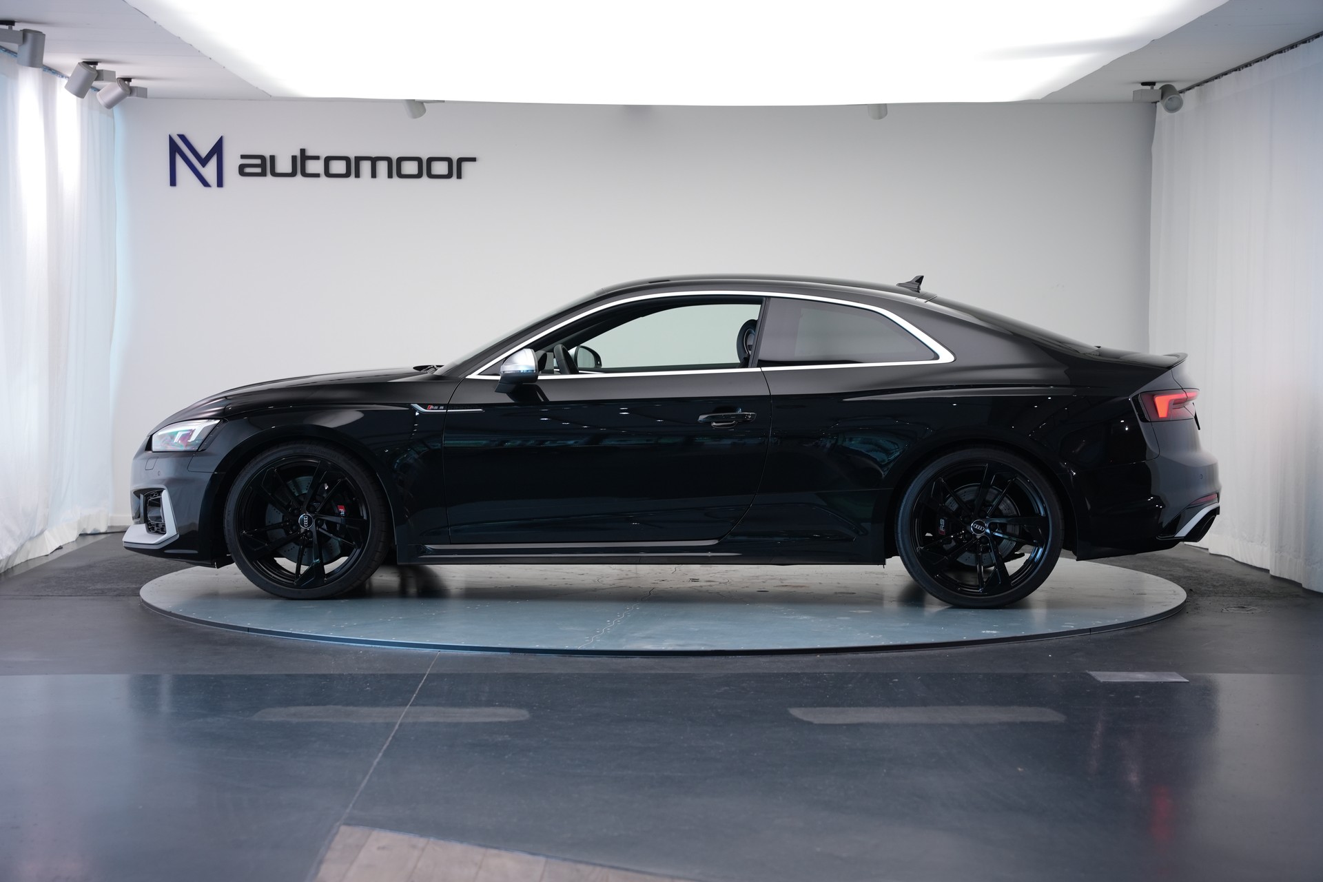 AUDI RS5 Coupé 2.9 TFSI quattro tiptronic *CH-Fahrzeug* *Head-Up* *Assistenzpaket*-image-7