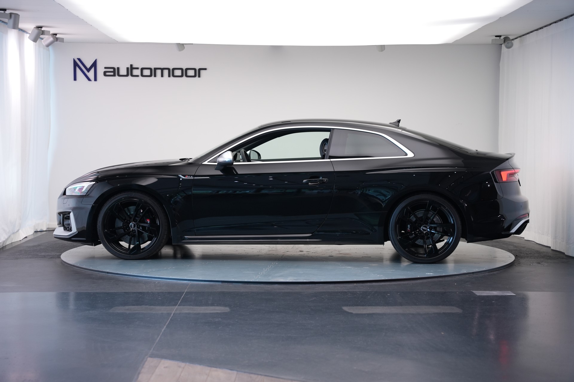 AUDI RS5 Coupé 2.9 TFSI quattro tiptronic *CH-Fahrzeug* *Head-Up* *Assistenzpaket*-image-7