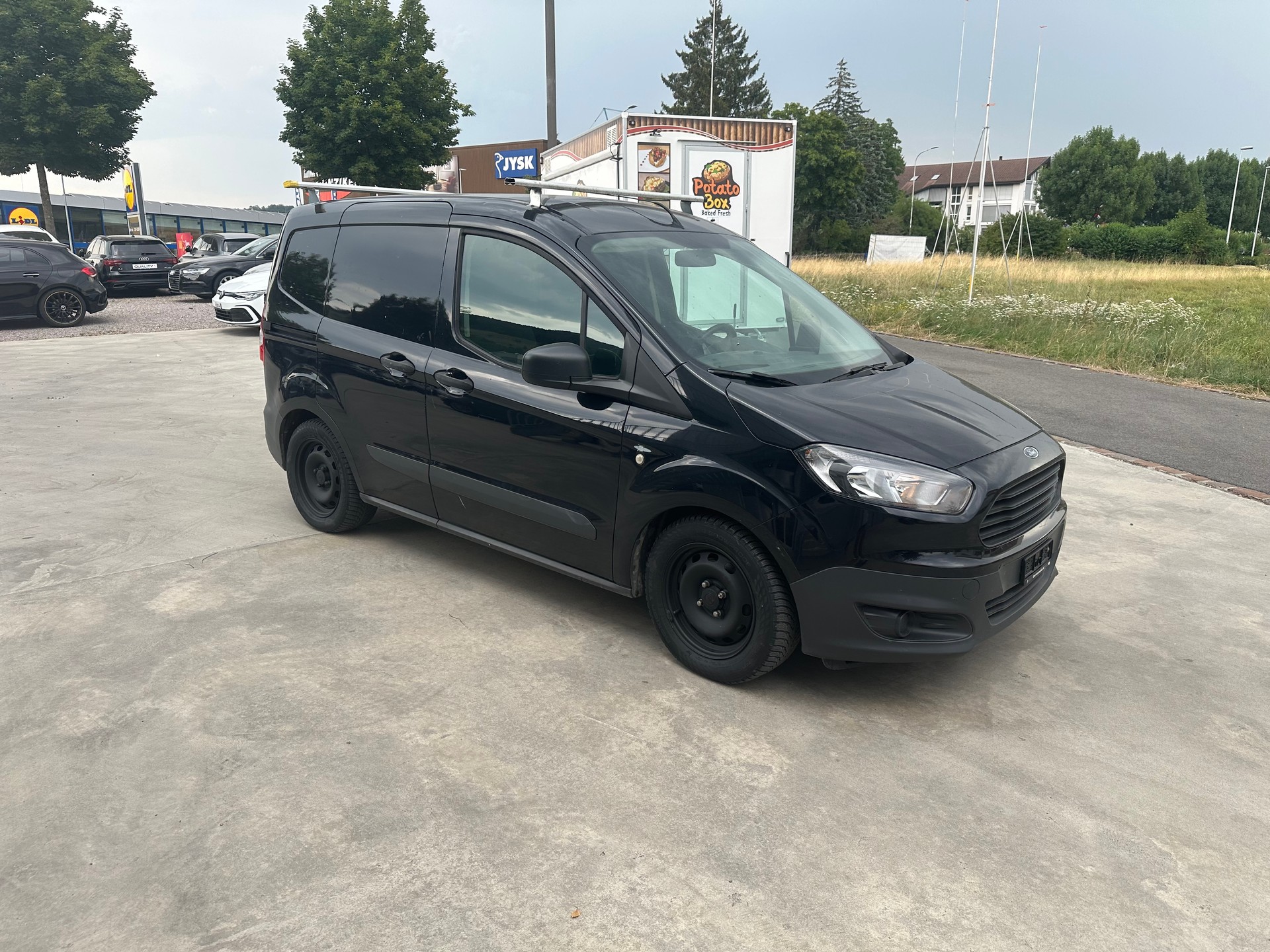FORD Transit Courier Van 1.0 EcoBoost Ambiente-image-3
