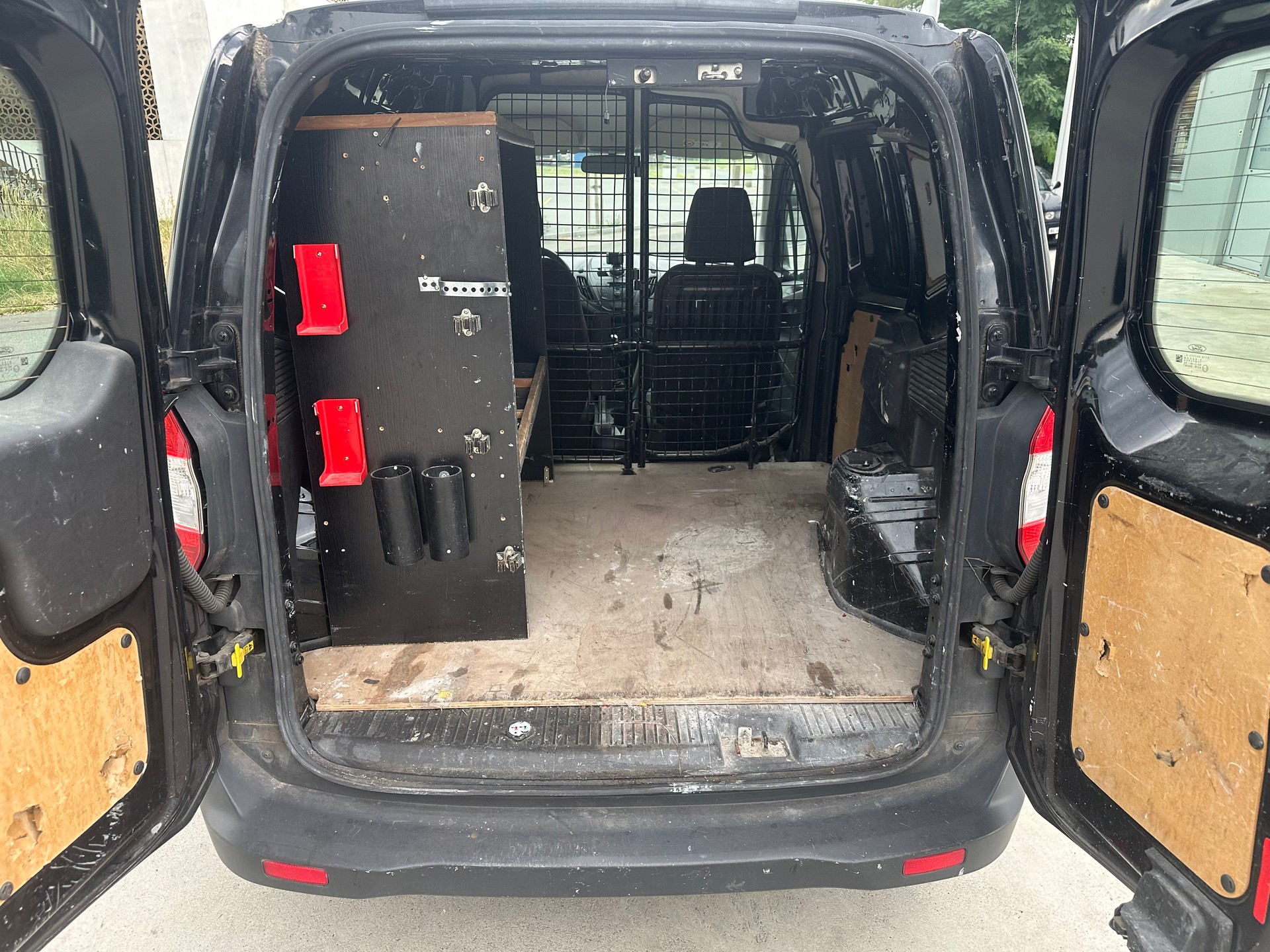 FORD Transit Courier Van 1.0 EcoBoost Ambiente-image-12