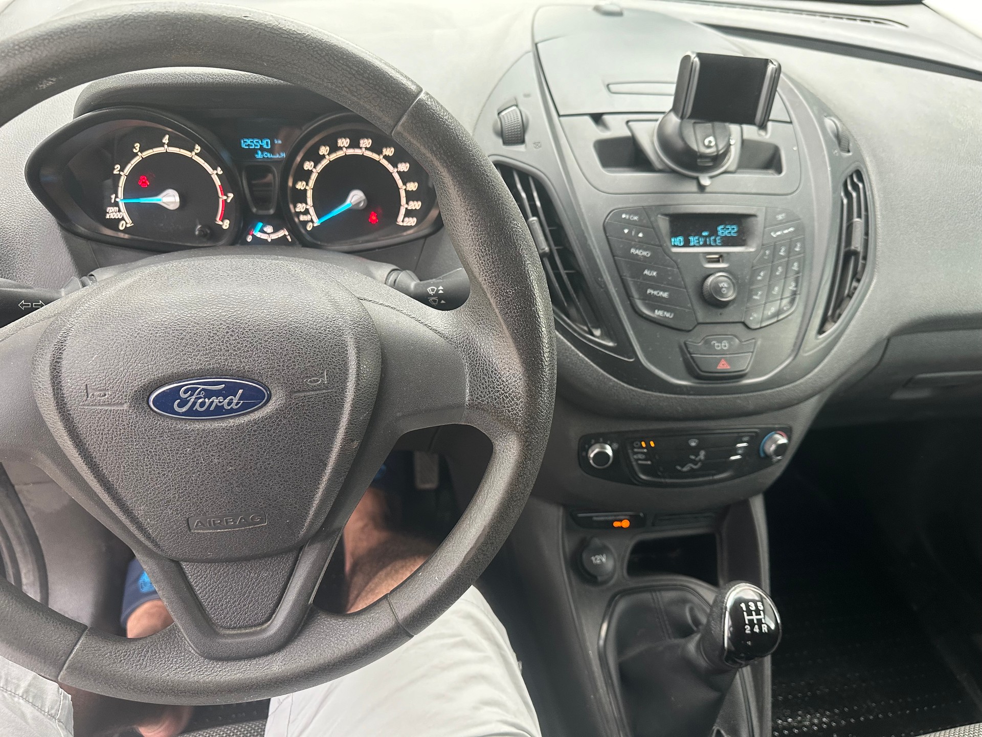 FORD Transit Courier Van 1.0 EcoBoost Ambiente-image-11