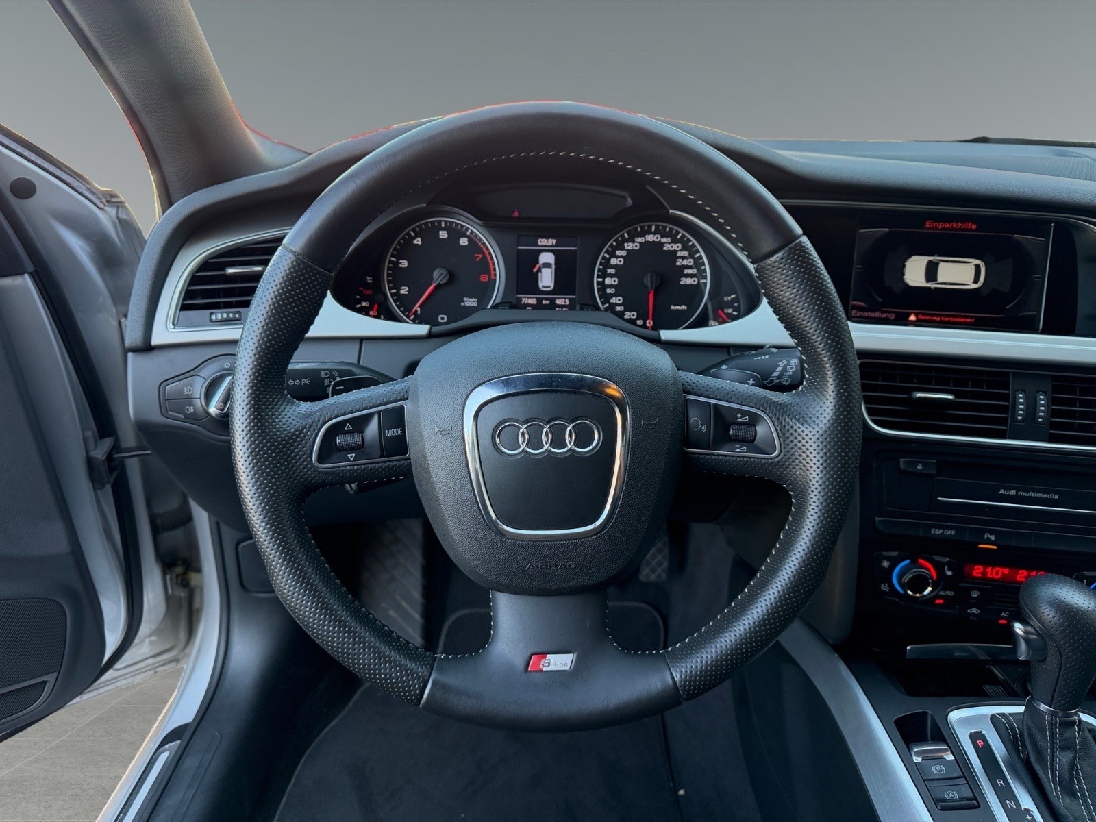 AUDI A4 Avant 2.0 TFSI quattro S-tronic *WENIG KM*1.HAND*FRISCH MFK*8-FACH*-image-8