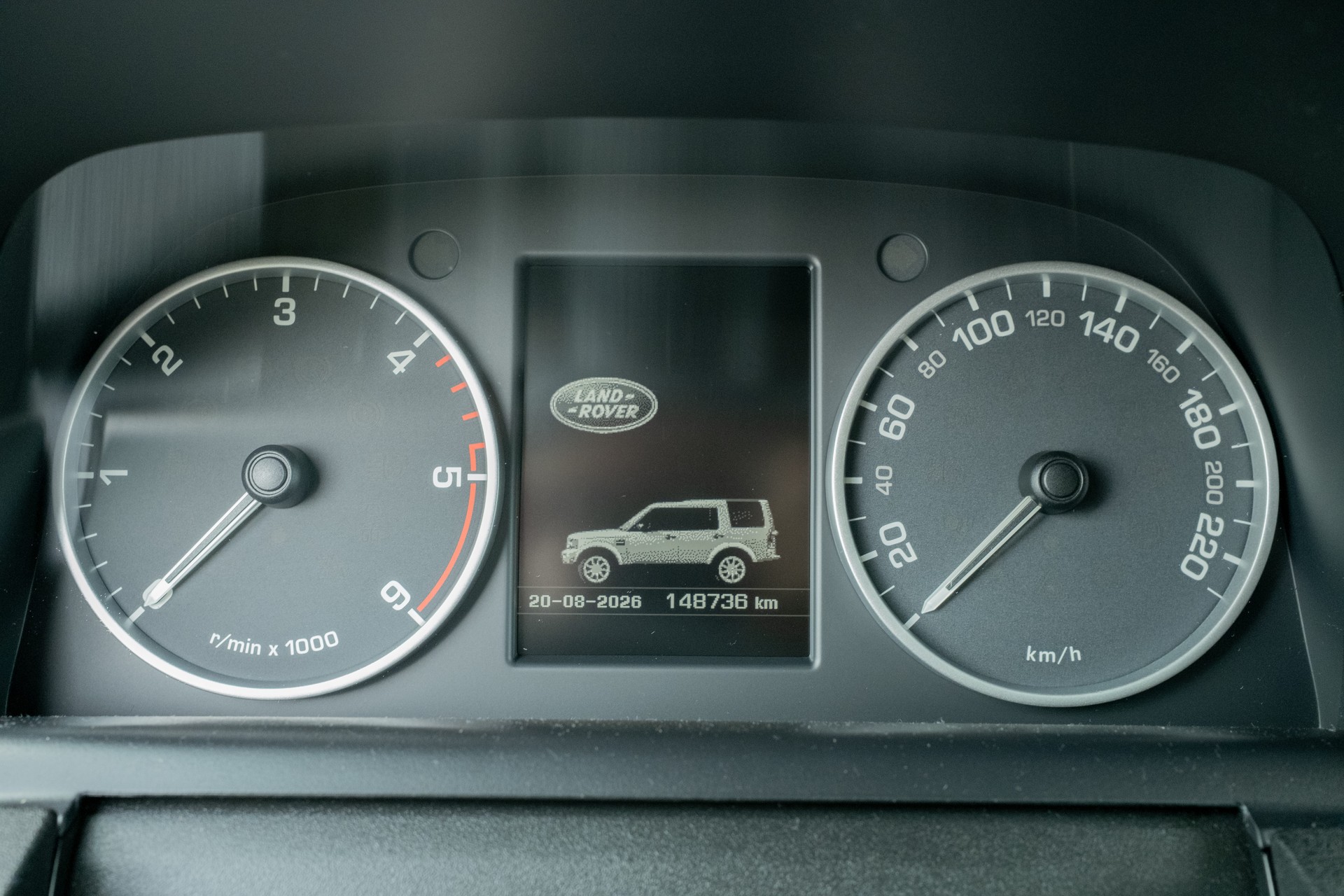 LAND ROVER Discovery 3.0 SDV6 HSE Automatic-image-12