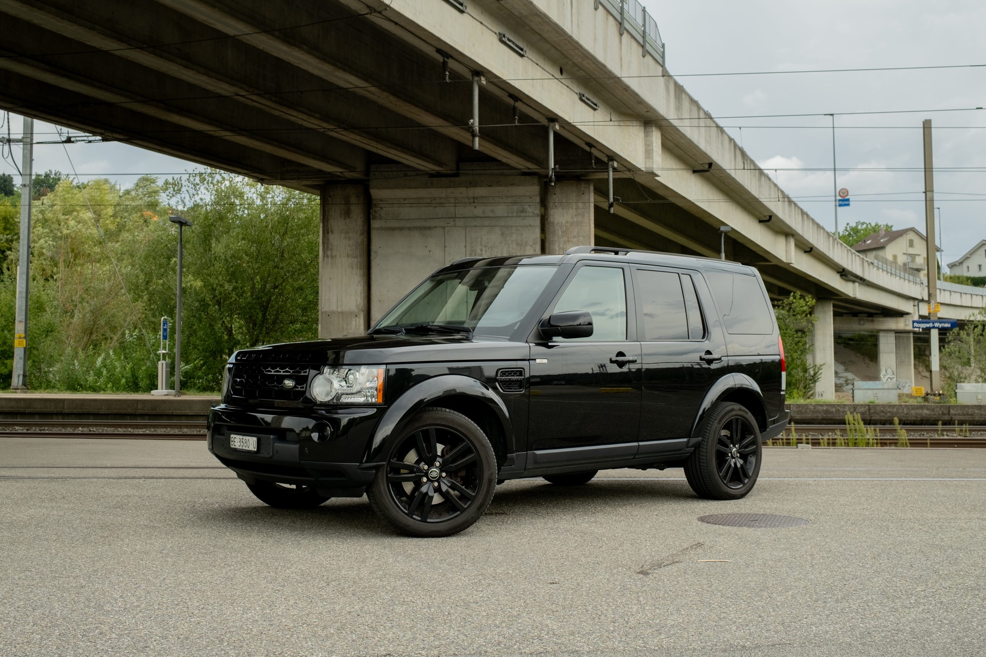 LAND ROVER Discovery 3.0 SDV6 HSE Automatic-image-0