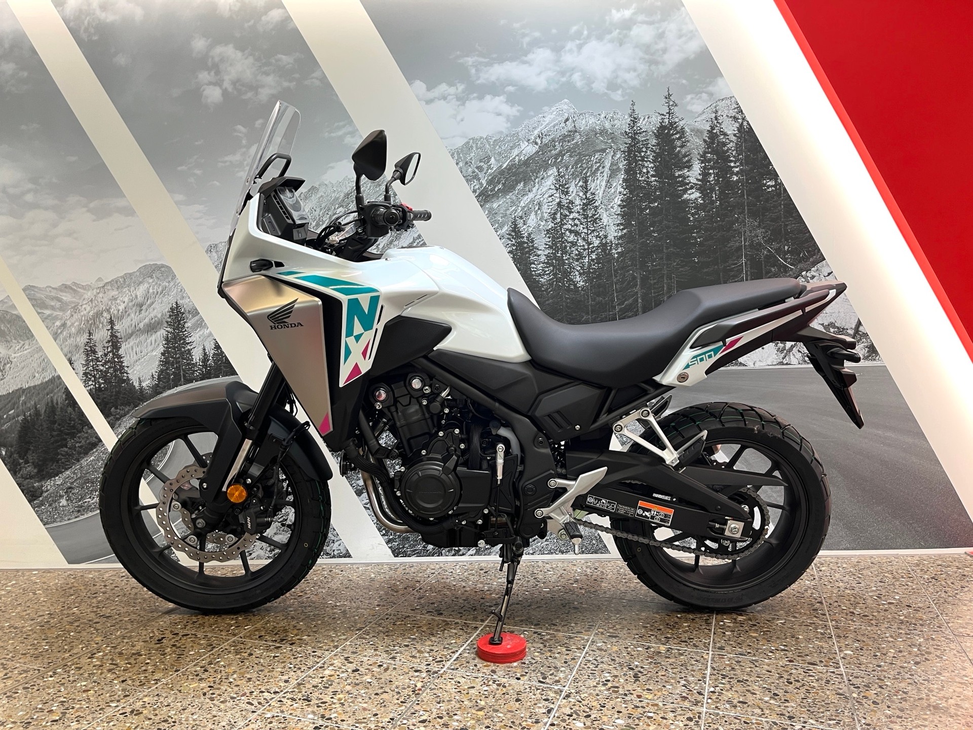HONDA NX500 ABS e-clutch-showroom-element-1