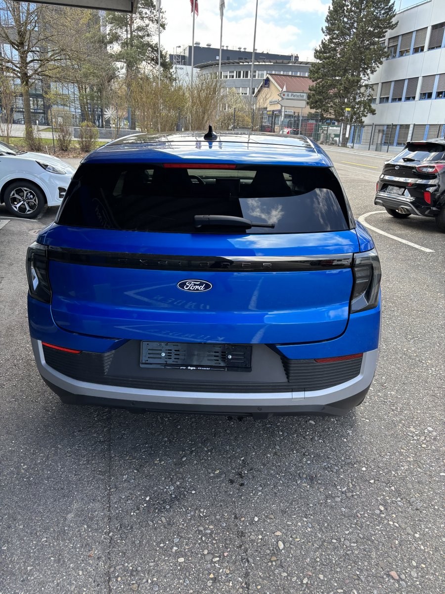 FORD Explorer Extended Range Premium-image-17