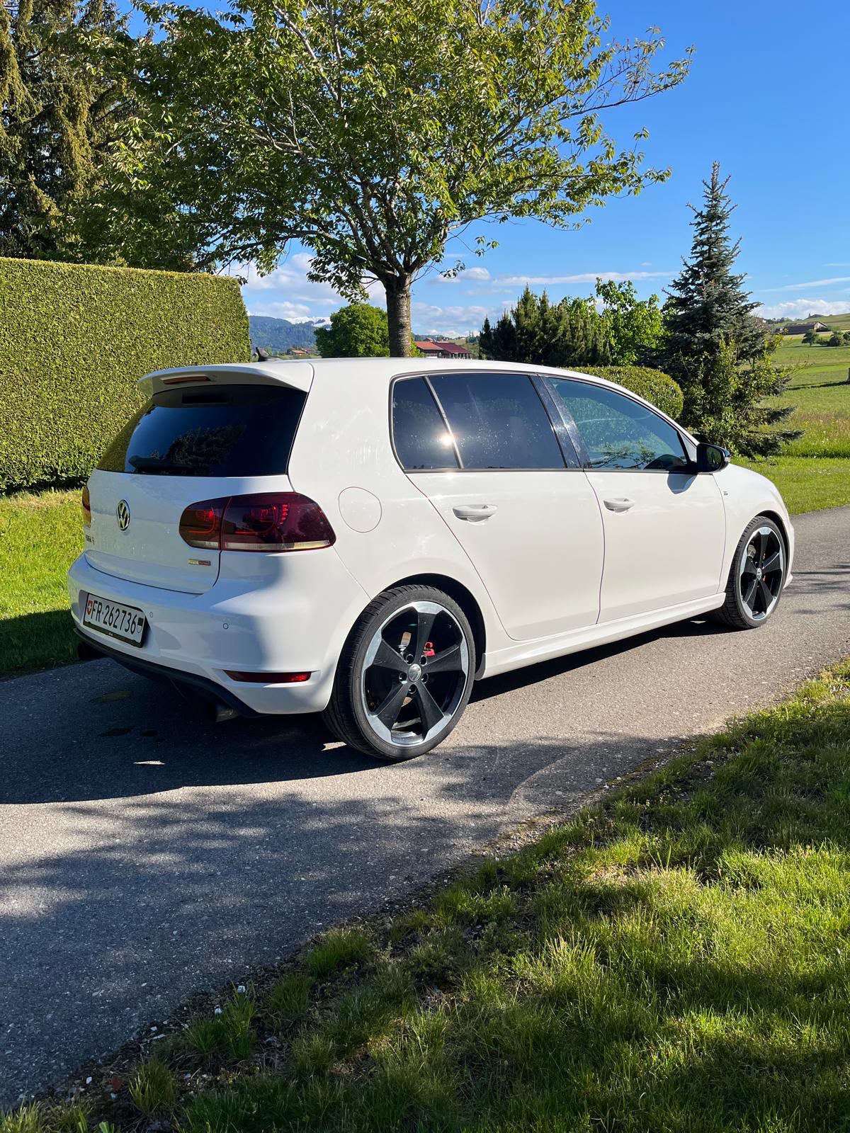 VW 2.0 TSI GTI Edition 35-image-1