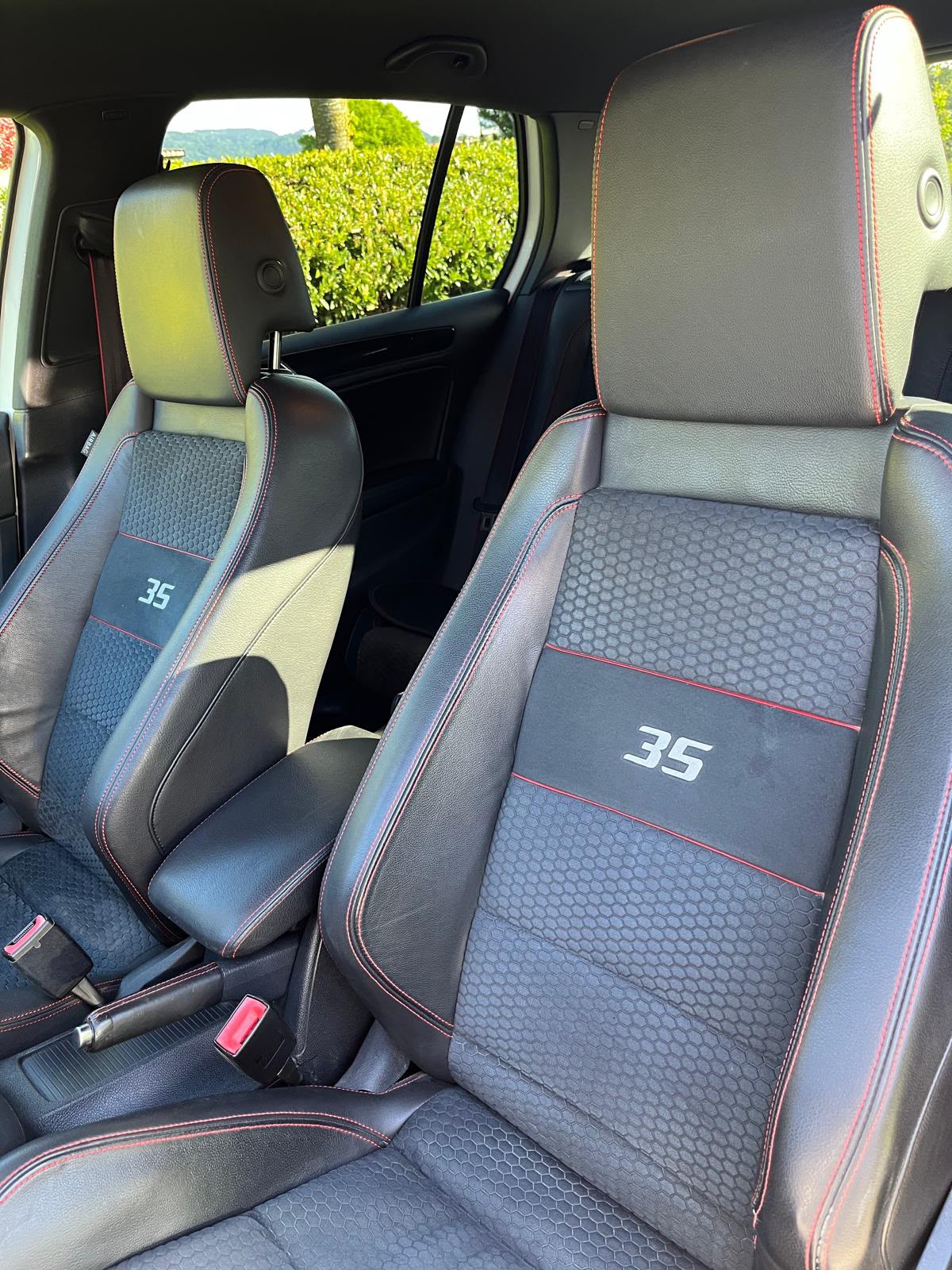VW 2.0 TSI GTI Edition 35-image-3