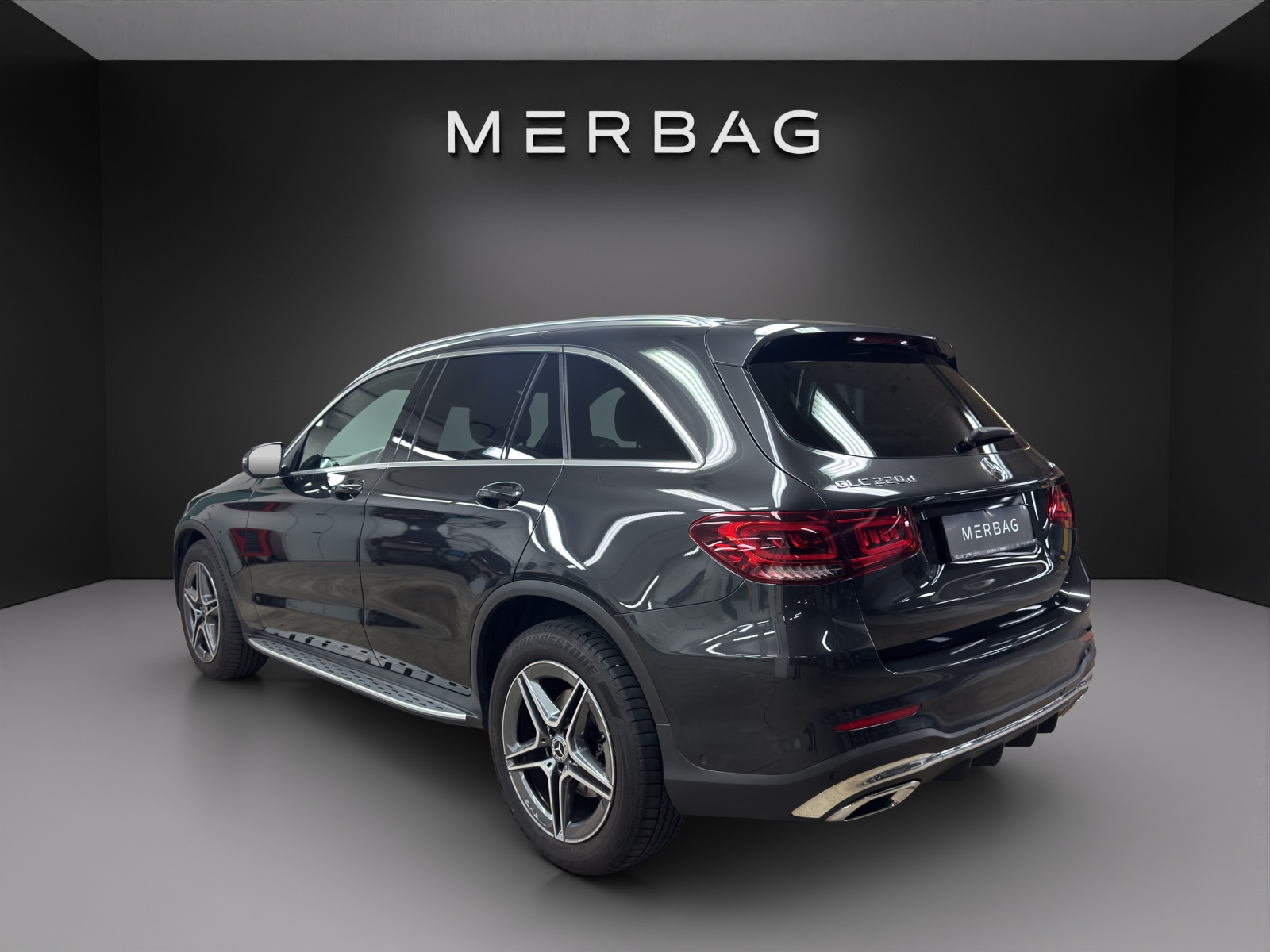 MERCEDES-BENZ GLC 220 d AMG Line 4Matic-image-2