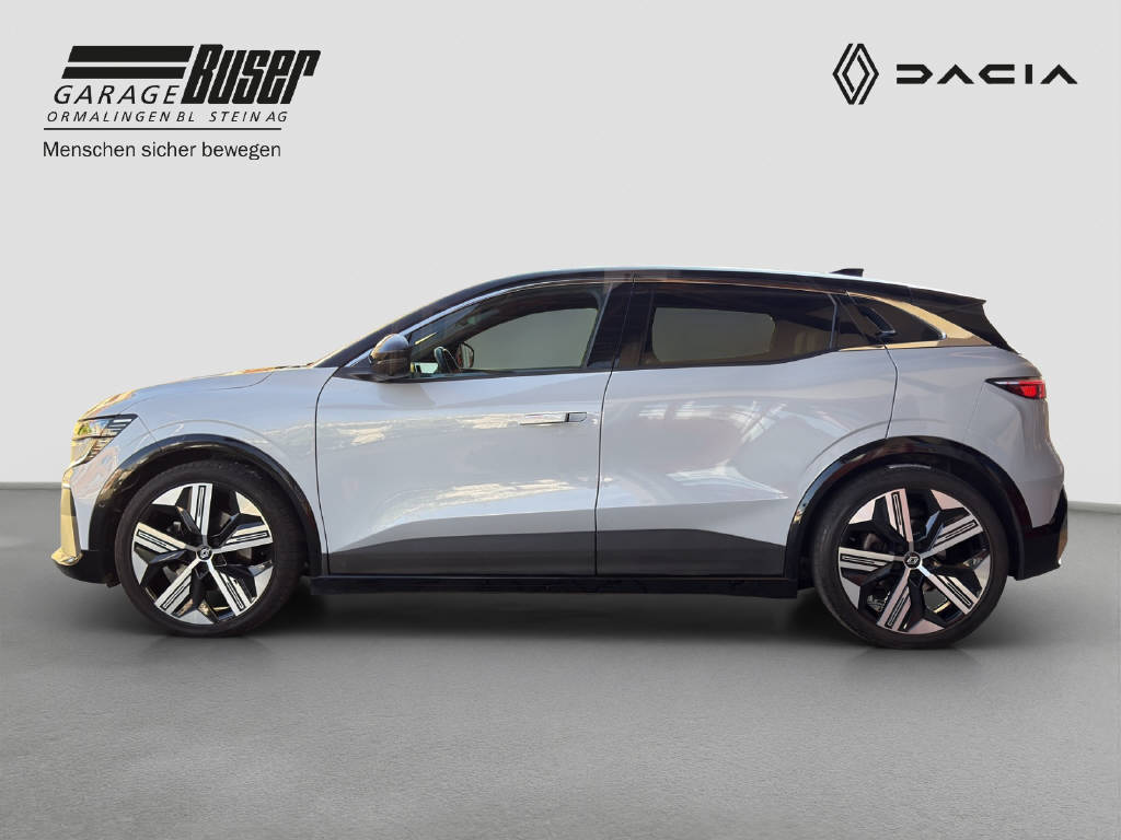 RENAULT Megane-showroom-element-1
