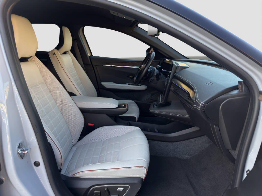 RENAULT Megane-image-7