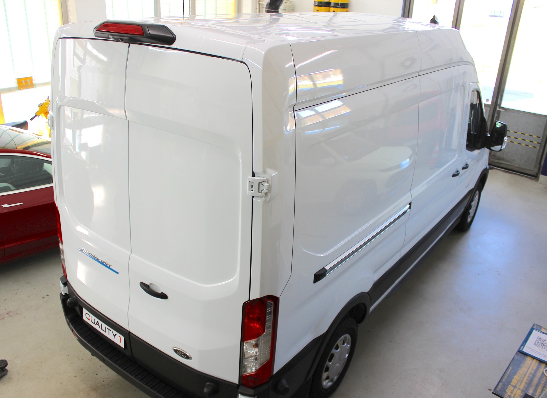 FORD E-Transit Van 350 L3 H3 Trend RWD 68kWh 💥 TOP Ausstattung 💥 Lieferung möglich-showroom-element-3