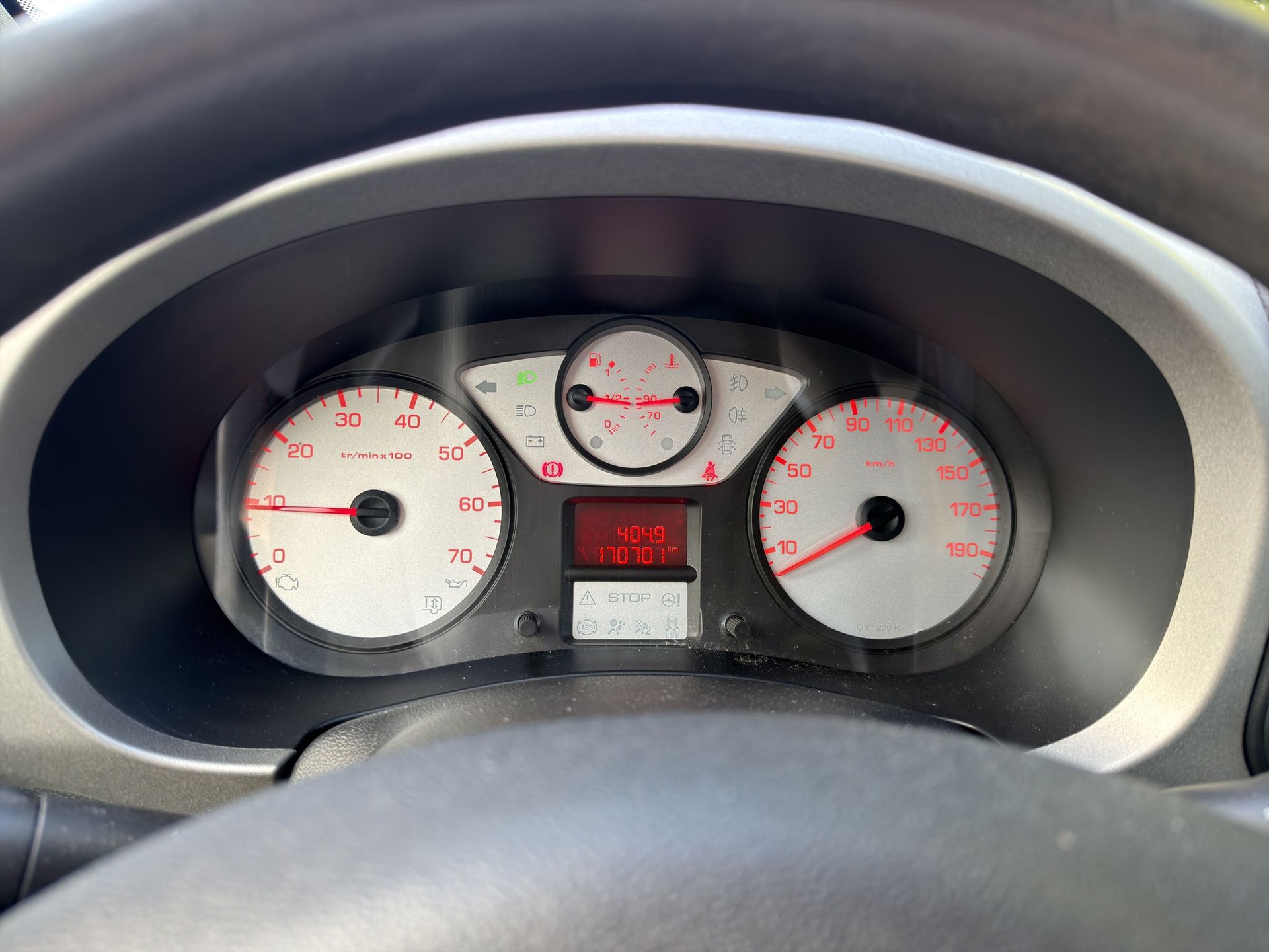 PEUGEOT Partner 1.6 Trendy-image-11