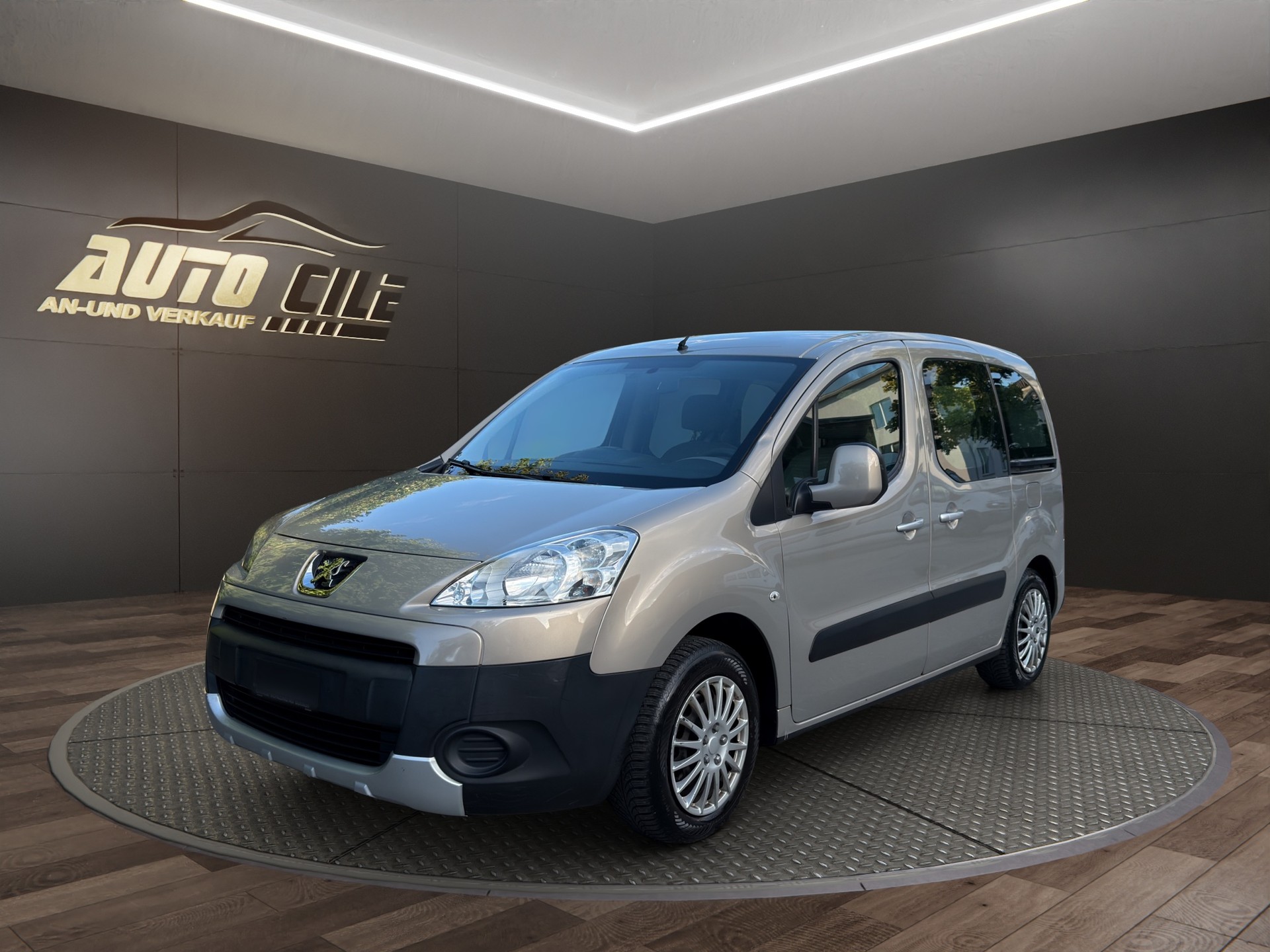 PEUGEOT Partner 1.6 Trendy-image-0