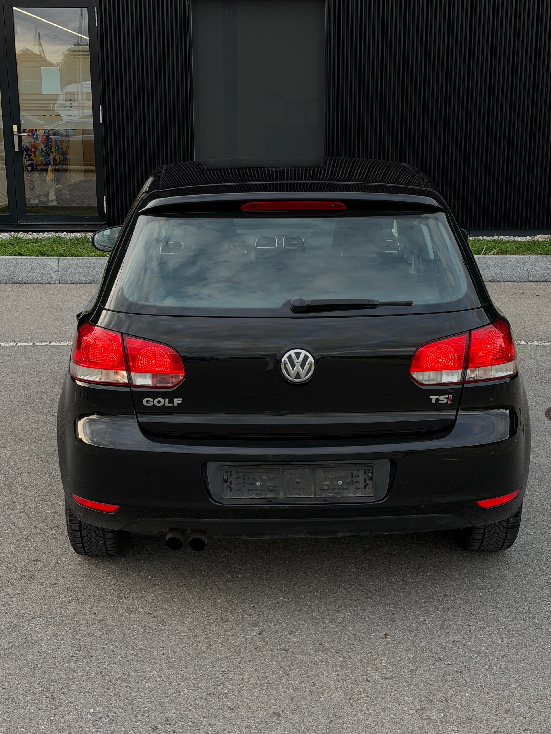 VW Golf 1.4 TSI Highline-image-13