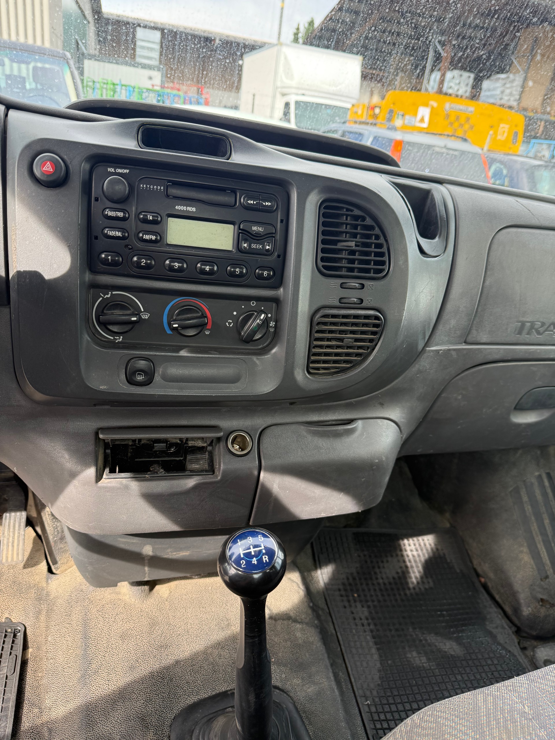 FORD Transit 2.0TD 300 M-image-6