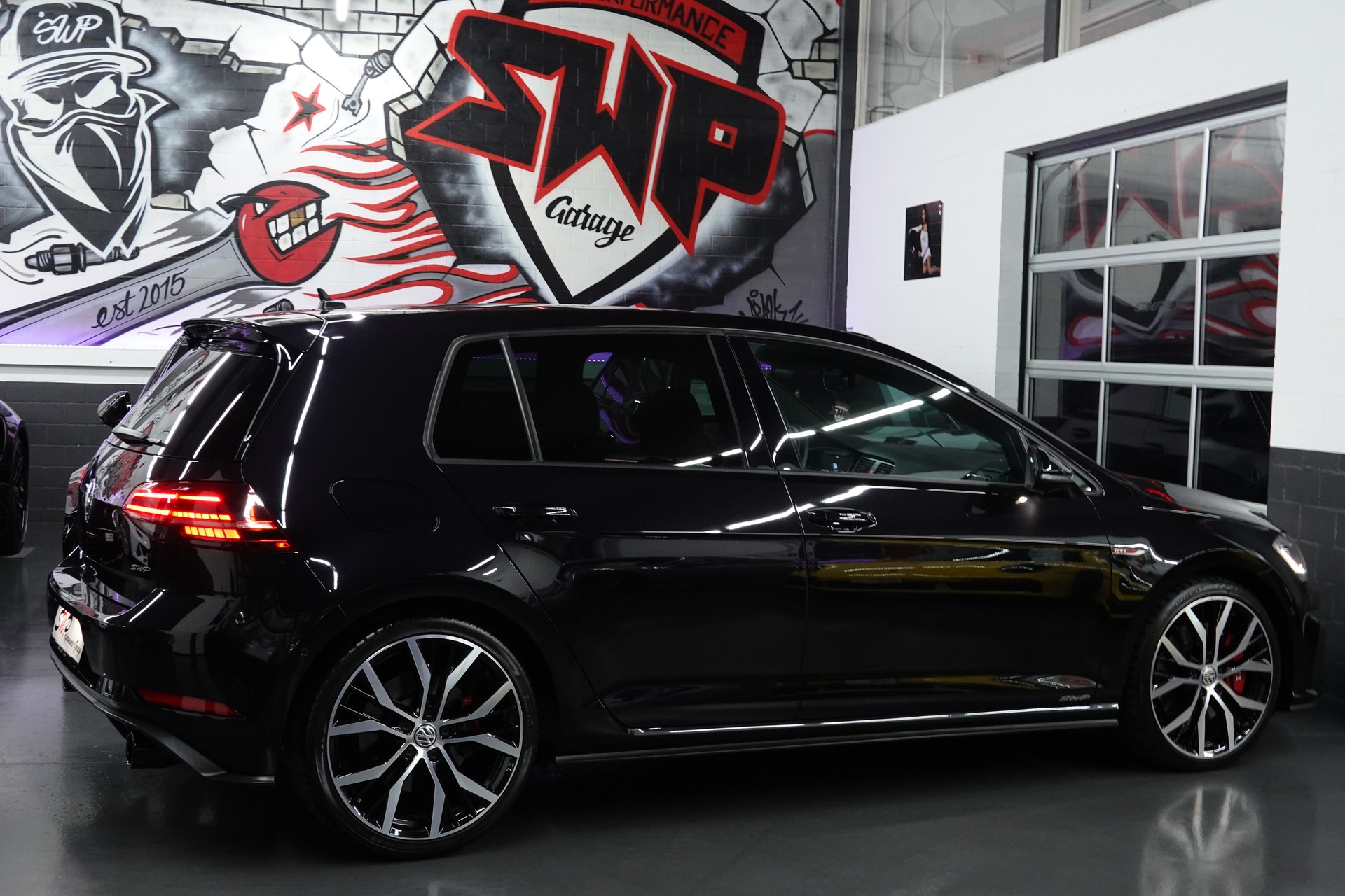 VW GOLF 2.0 TSI GTI PERFORMANCE DSG CH-FZ ON TOP-image-17