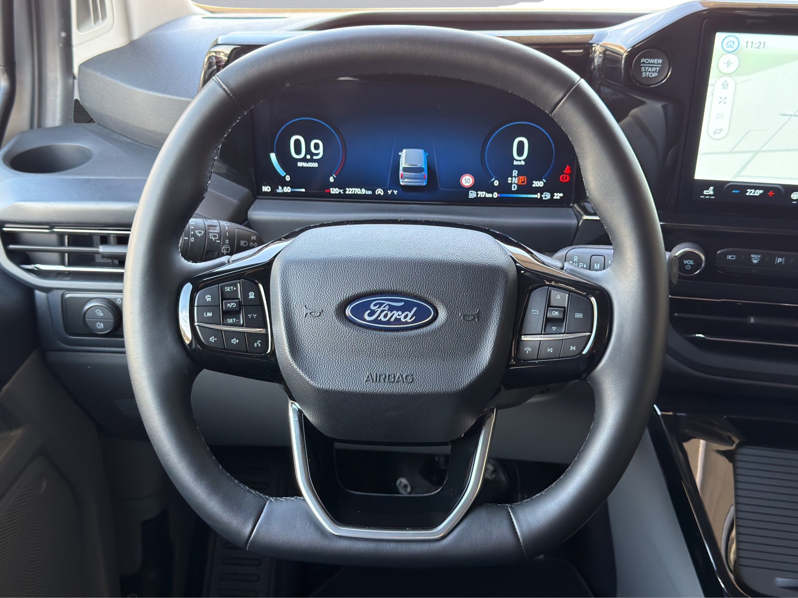FORD Tourneo C Bus 320 L1 2.0 EcoBlue 170 Titanium X 4x4-image-10