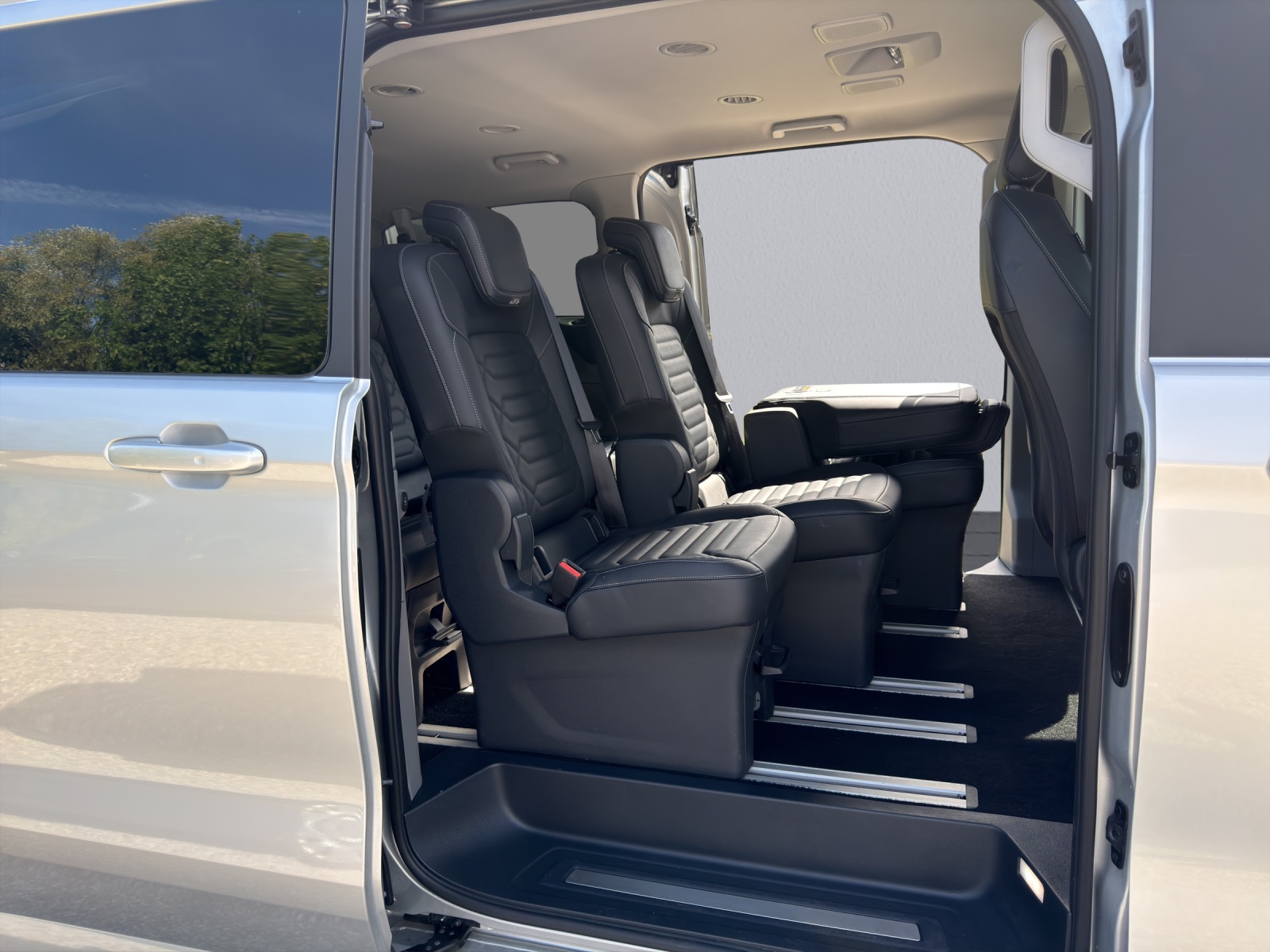 FORD Tourneo C Bus 320 L1 2.0 EcoBlue 170 Titanium X 4x4-image-17