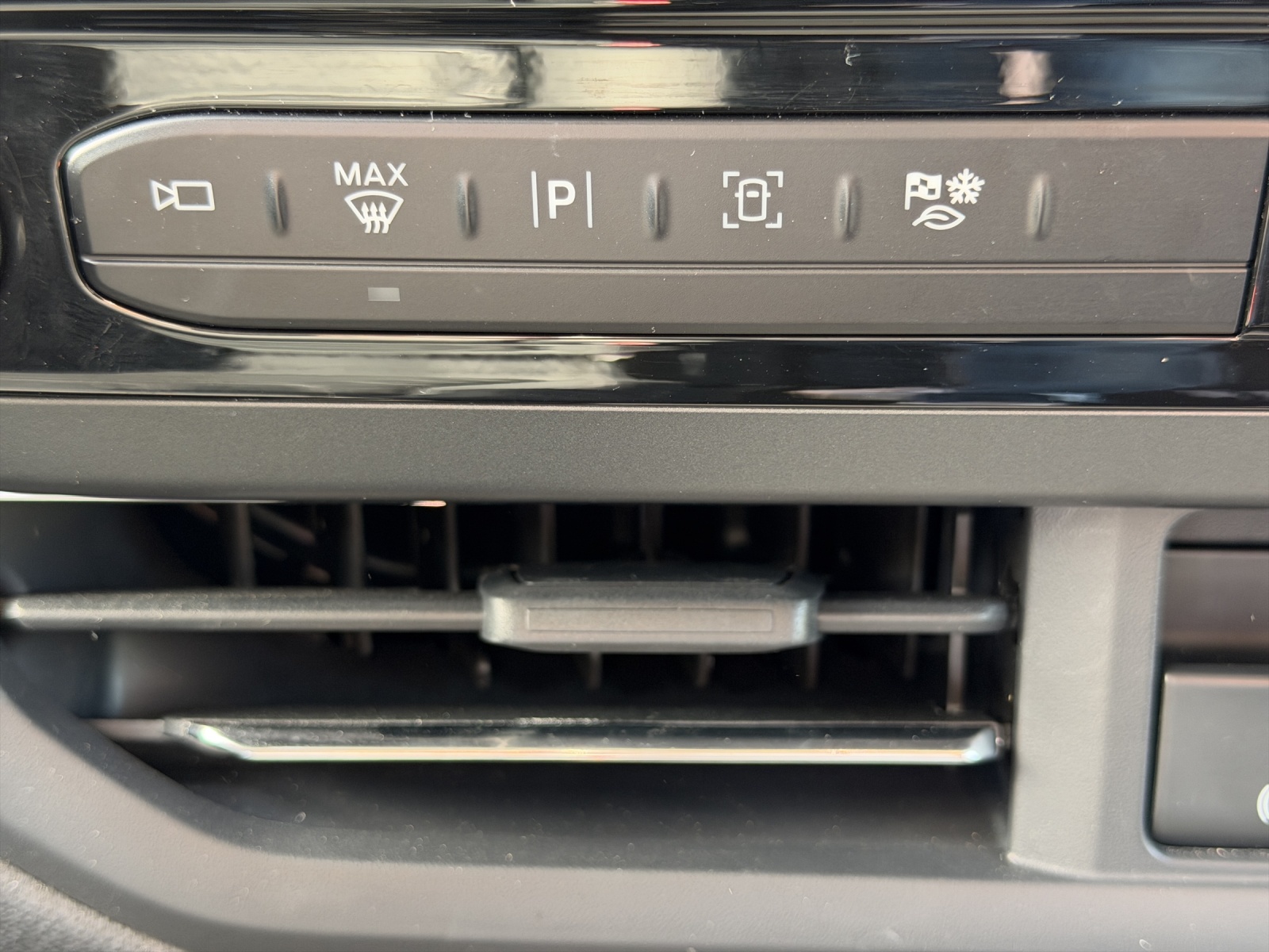 FORD Tourneo C Bus 320 L1 2.0 EcoBlue 170 Titanium X 4x4-image-12