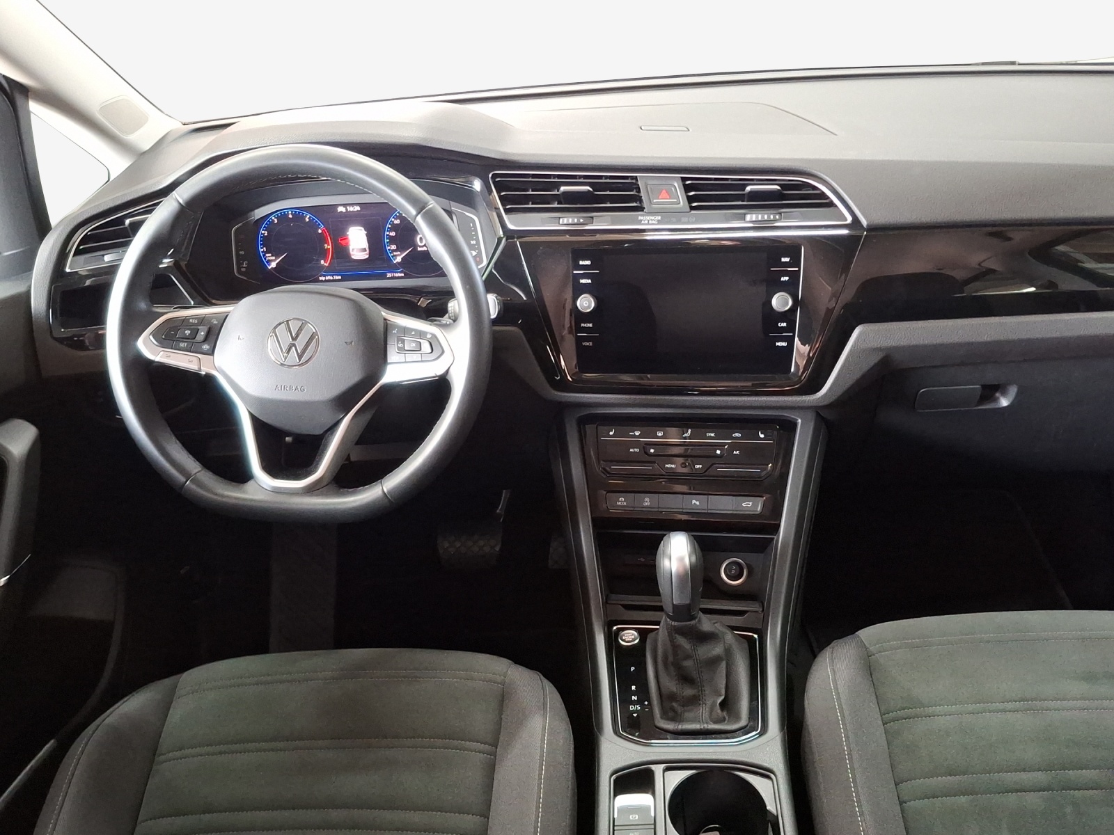 VW Touran 1.5 TSI EVO Highline DSG-image-10