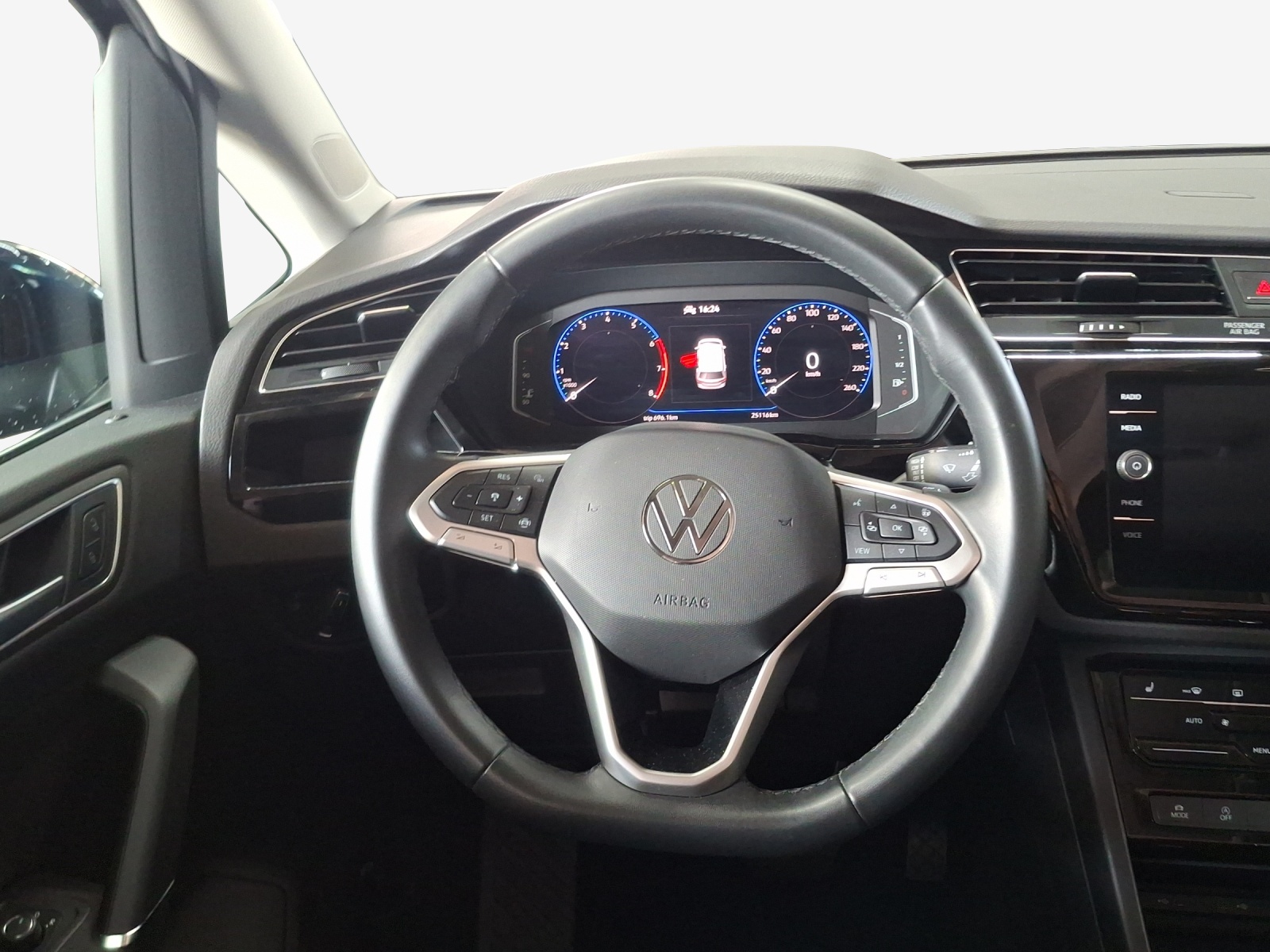 VW Touran 1.5 TSI EVO Highline DSG-image-8