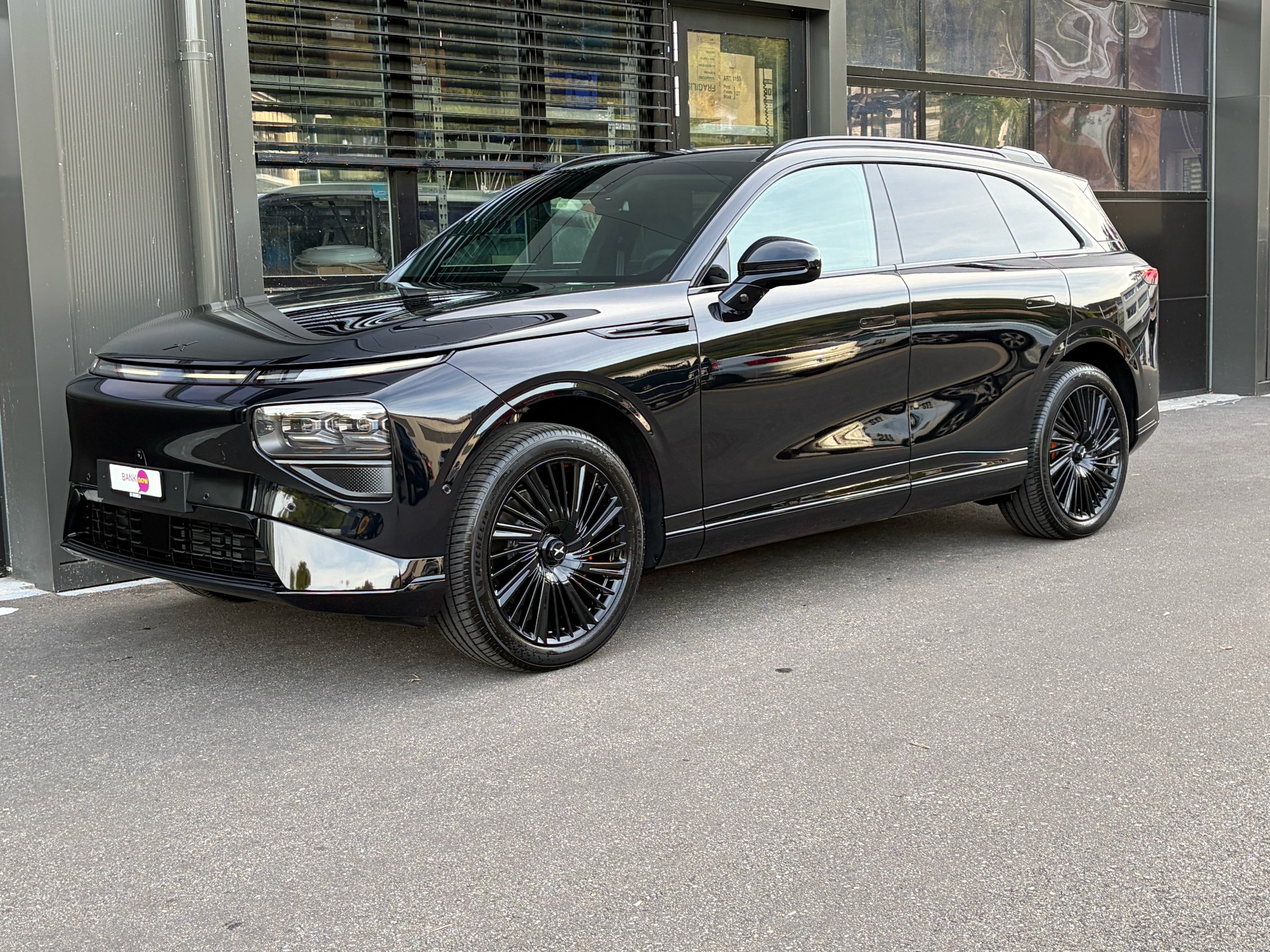 XPENG G9 93kWh Performance AWD Black Edition Paket-showroom-element-3