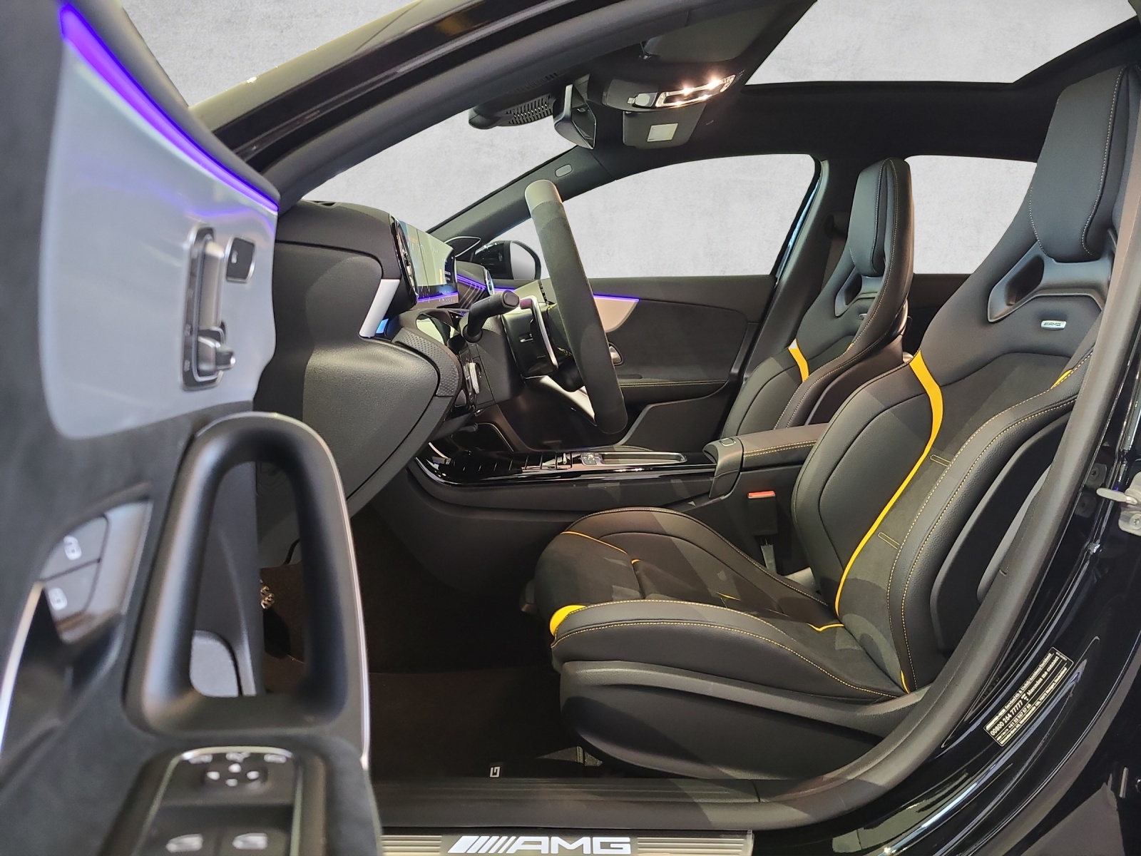 MERCEDES-BENZ A 45 S AMG 4M+ W177-image-14