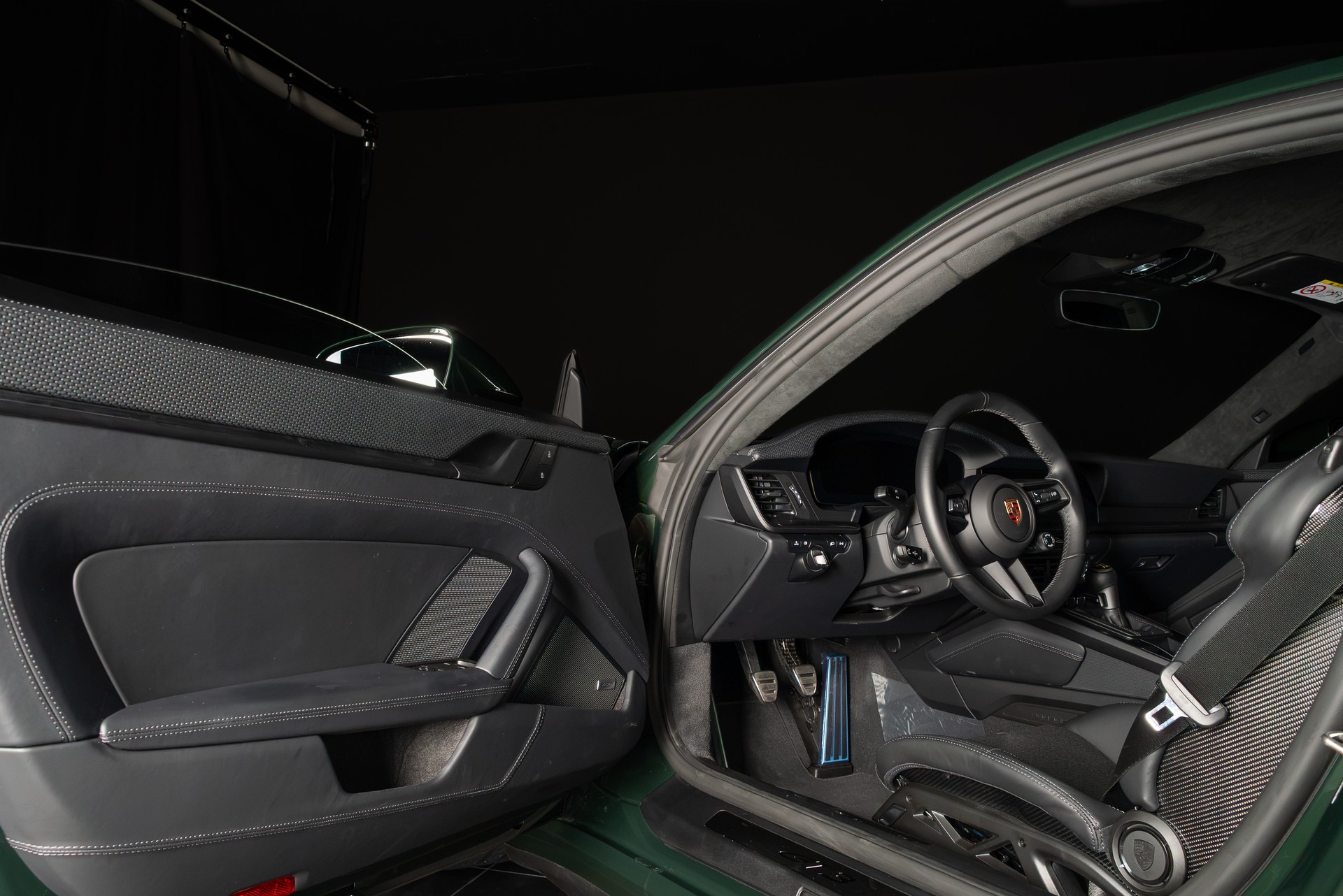 PORSCHE 911 Carrera GT3 Touring-image-5