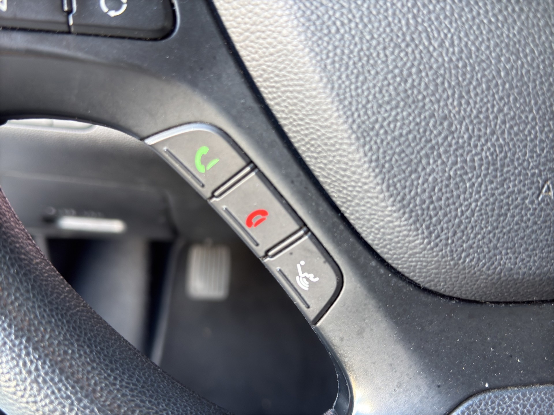 HYUNDAI i10 1.0 Amplia-image-26