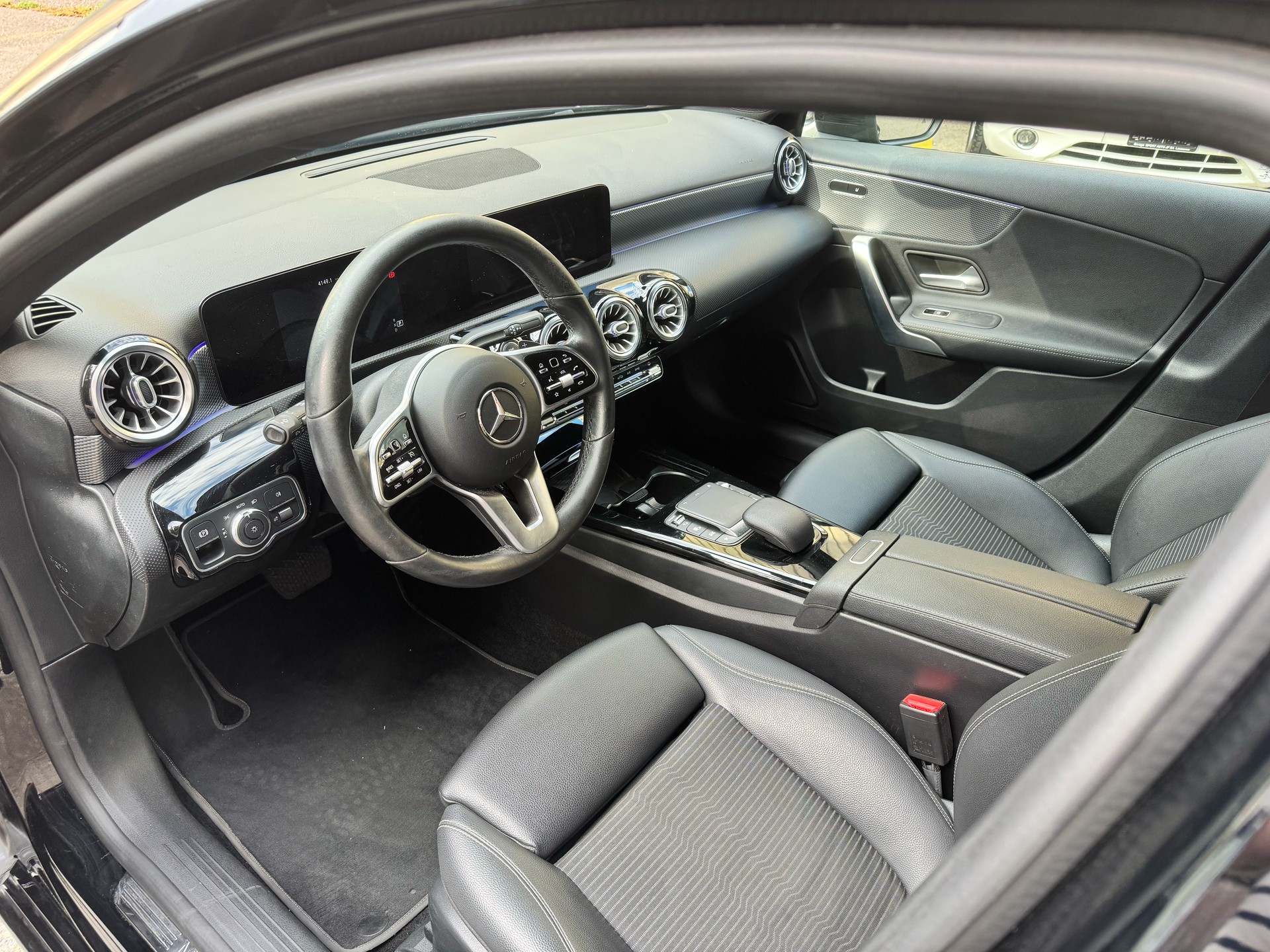 MERCEDES-BENZ A 180 Progressive-image-11