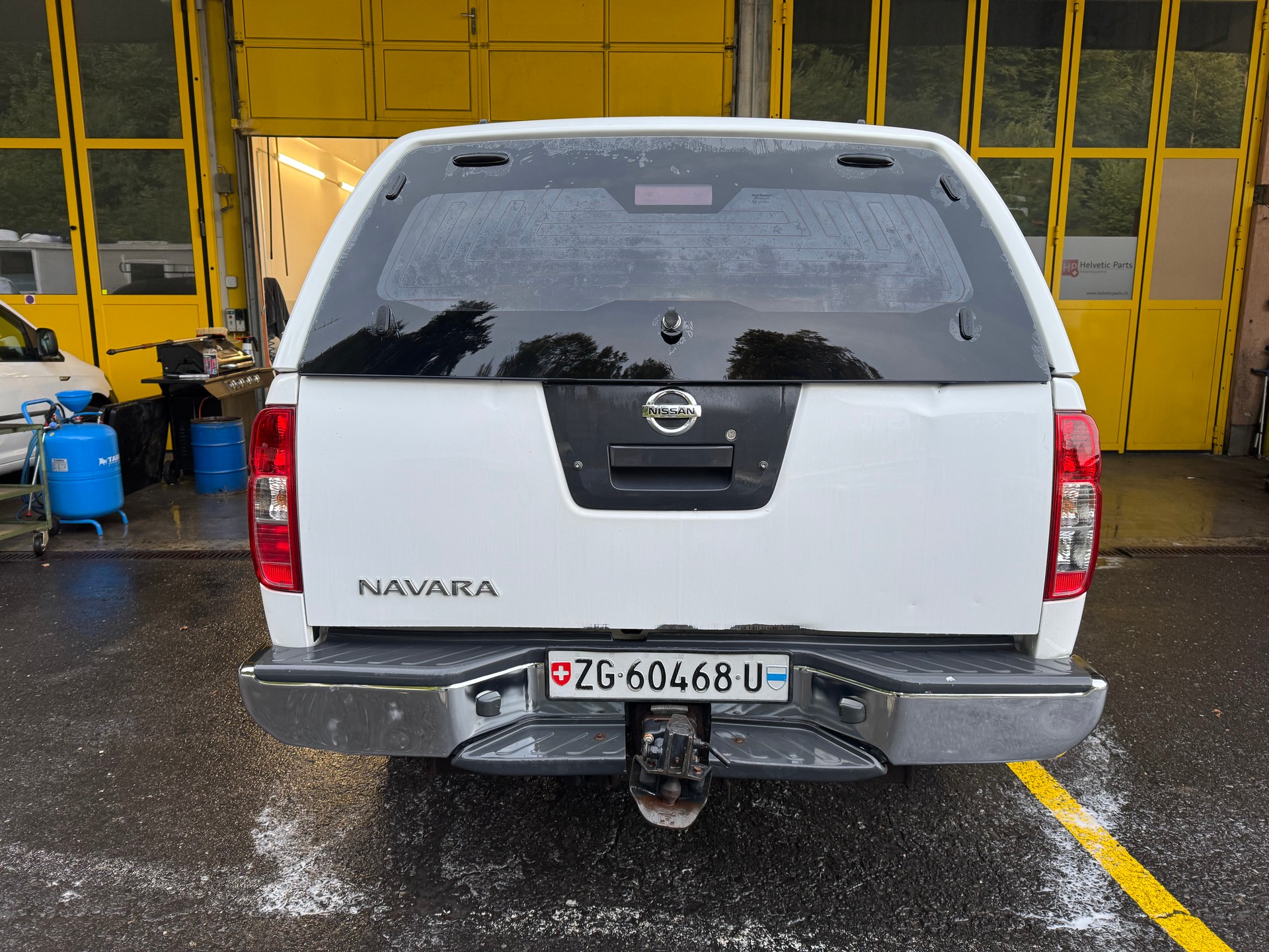 NISSAN Navara Double Cab SE 2.5 dCi 4WD Automat-image-5