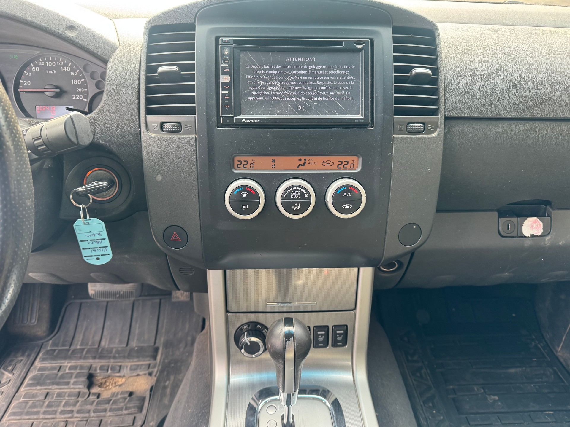 NISSAN Navara Double Cab SE 2.5 dCi 4WD Automat-image-10