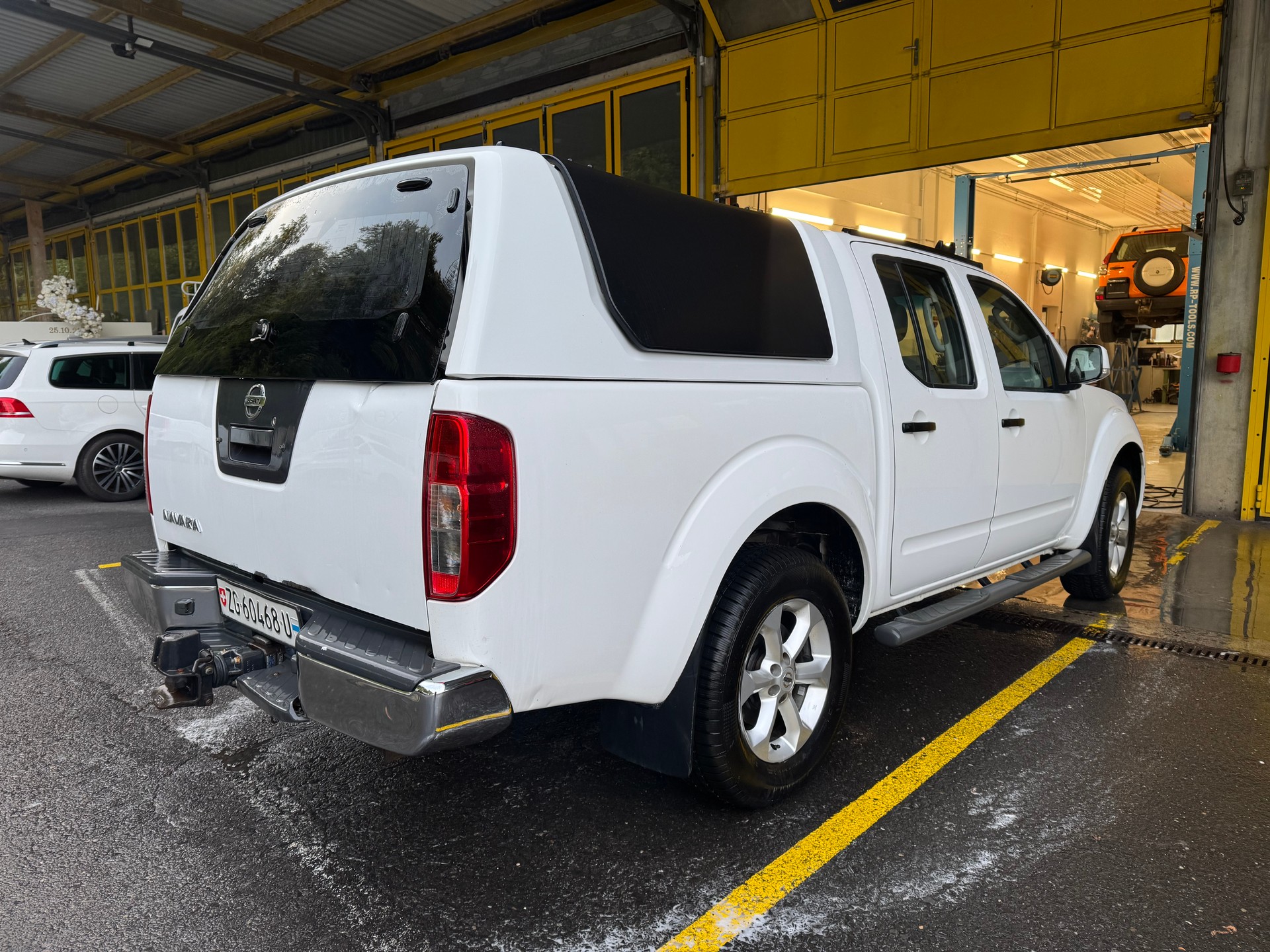 NISSAN Navara Double Cab SE 2.5 dCi 4WD Automat-image-4