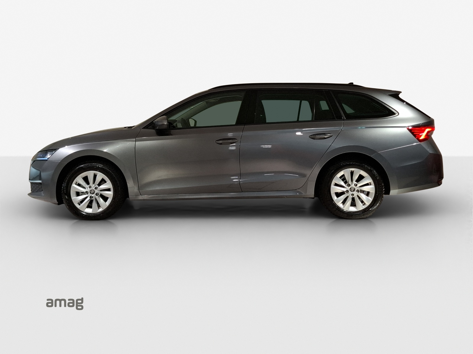 SKODA Octavia Combi 1.5 TSI mHEV DSG Dynamic-image-1