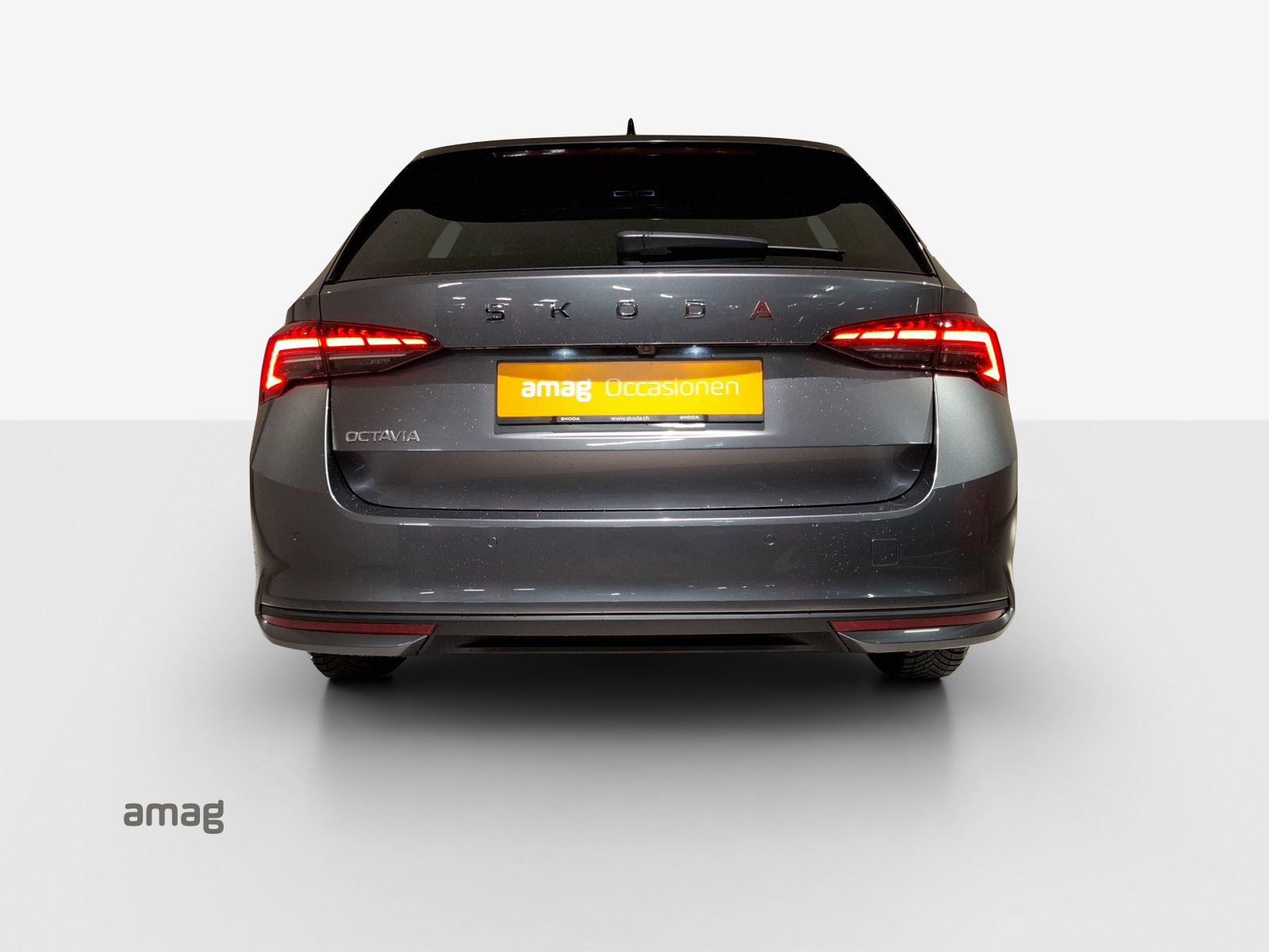SKODA Octavia Combi 1.5 TSI mHEV DSG Dynamic-image-3