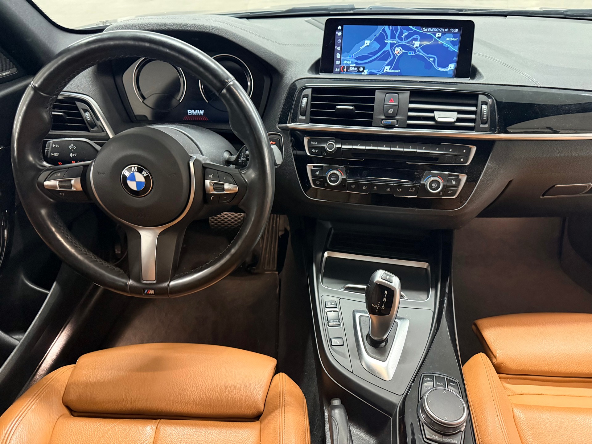 BMW 125i Edition M Sport Steptronic-image-9