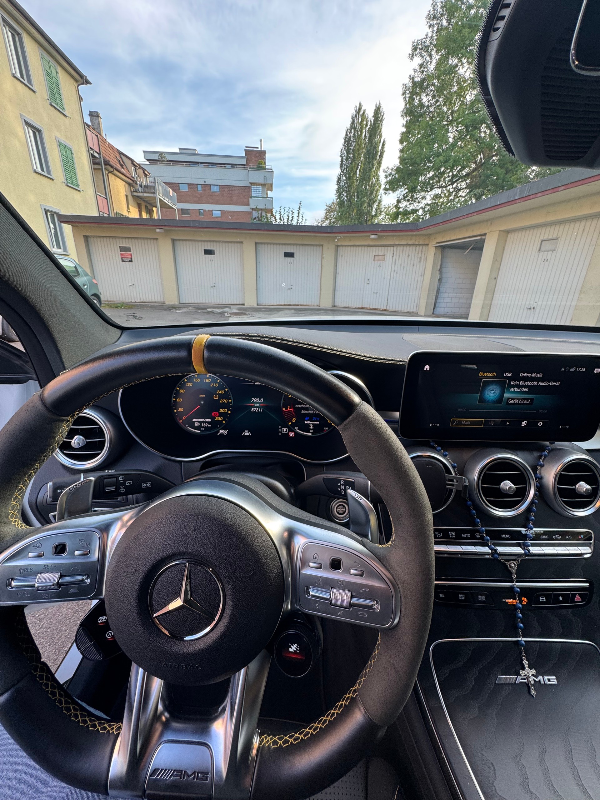 MERCEDES-BENZ GLC 63 S AMG 4m+-image-3