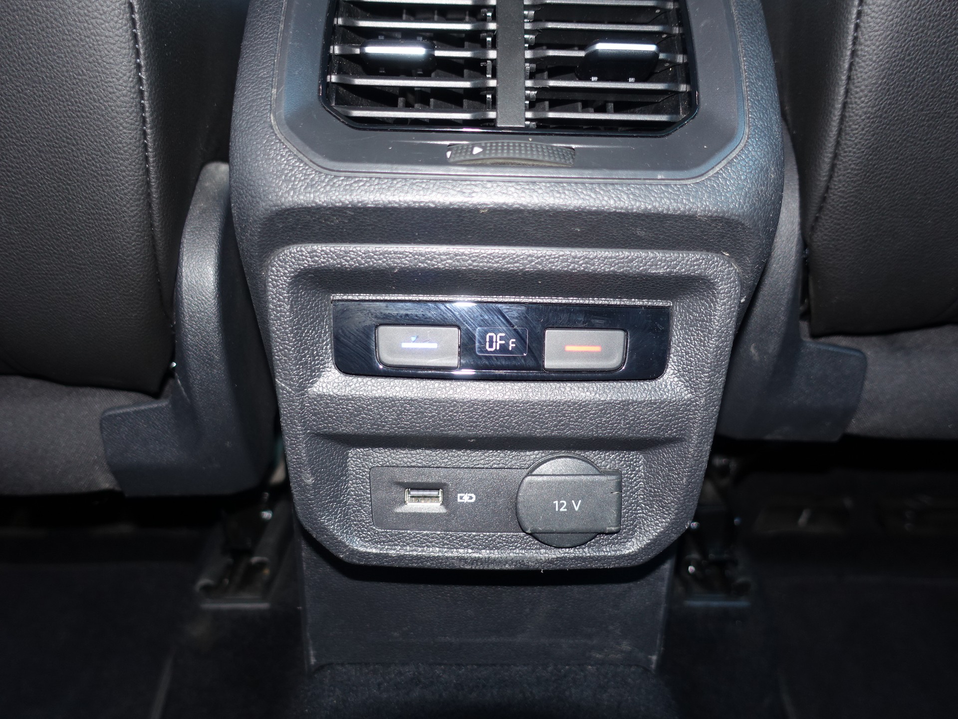 VW Tiguan 1.4TSI Comfortline 4Motion DSG-image-15