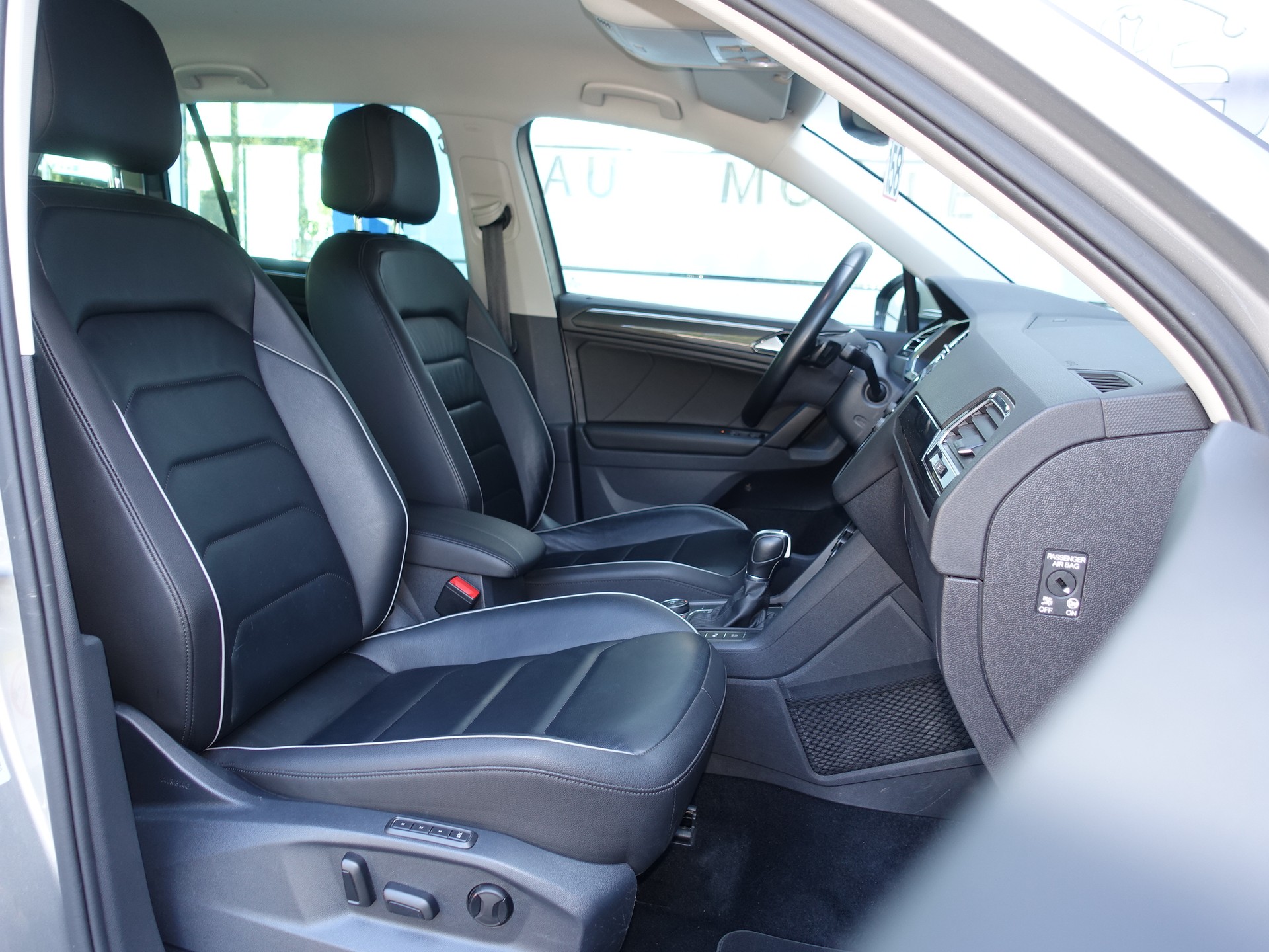 VW Tiguan 1.4TSI Comfortline 4Motion DSG-image-9