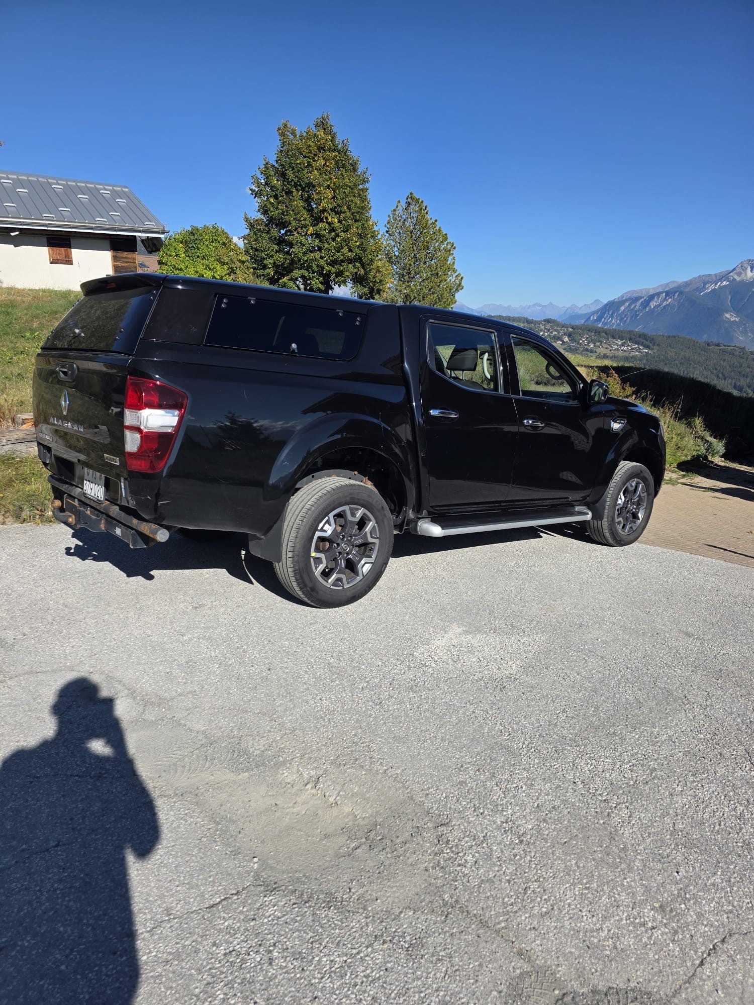 RENAULT 2.3 dCi 190 TwinTurbo Zen 4x4-image-0
