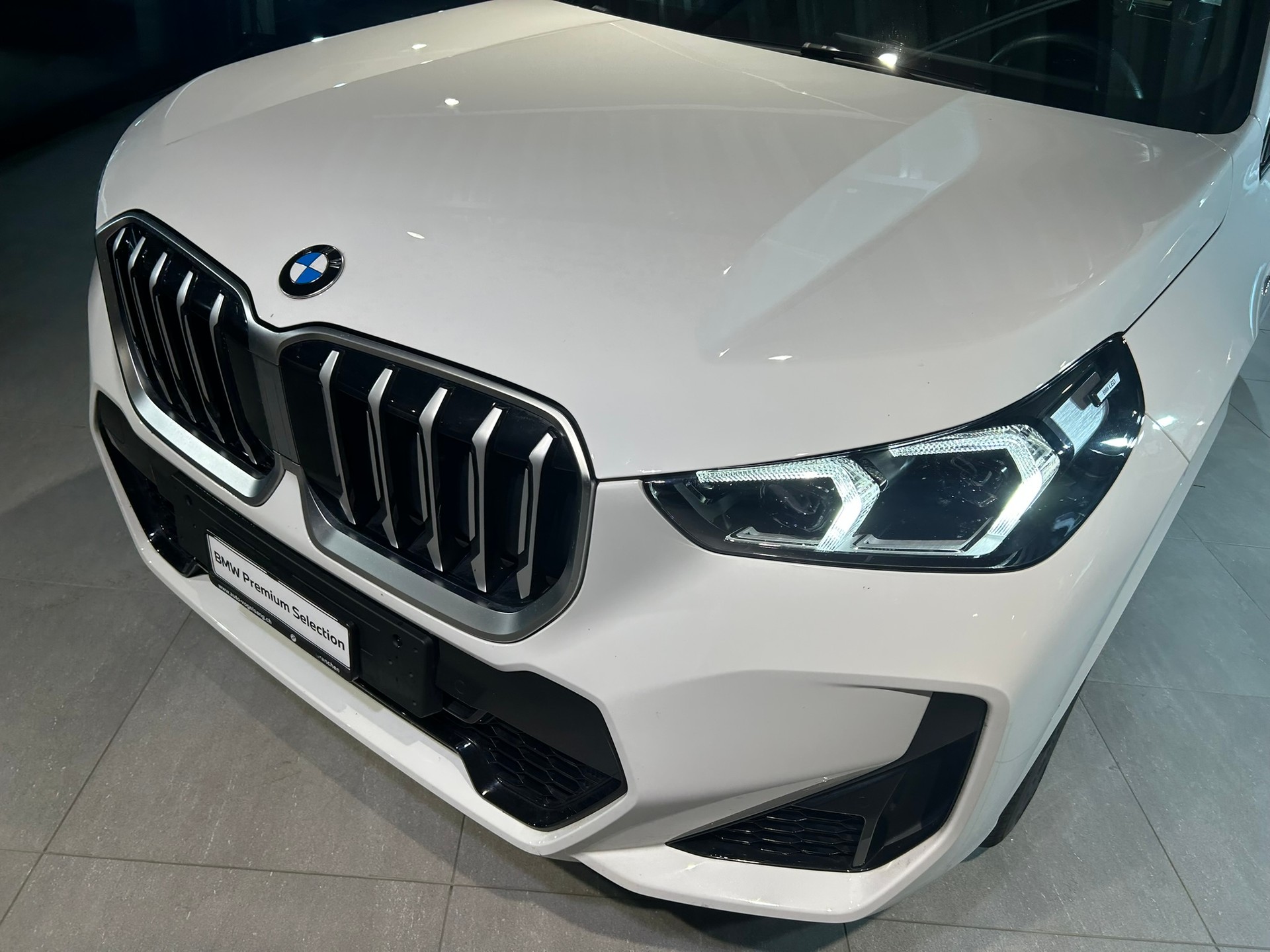 BMW X1 sDrive 20i 48V M Sport-image-15