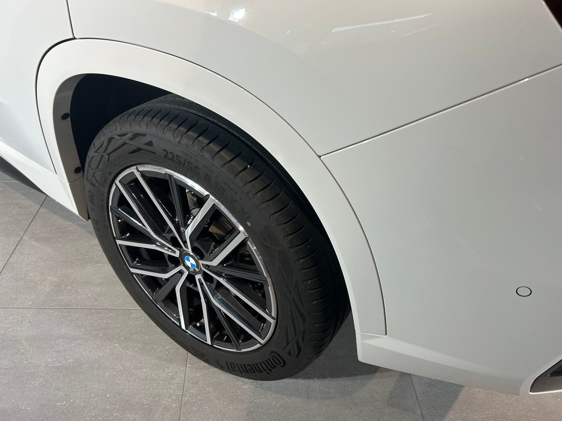 BMW X1 sDrive 20i 48V M Sport-image-18