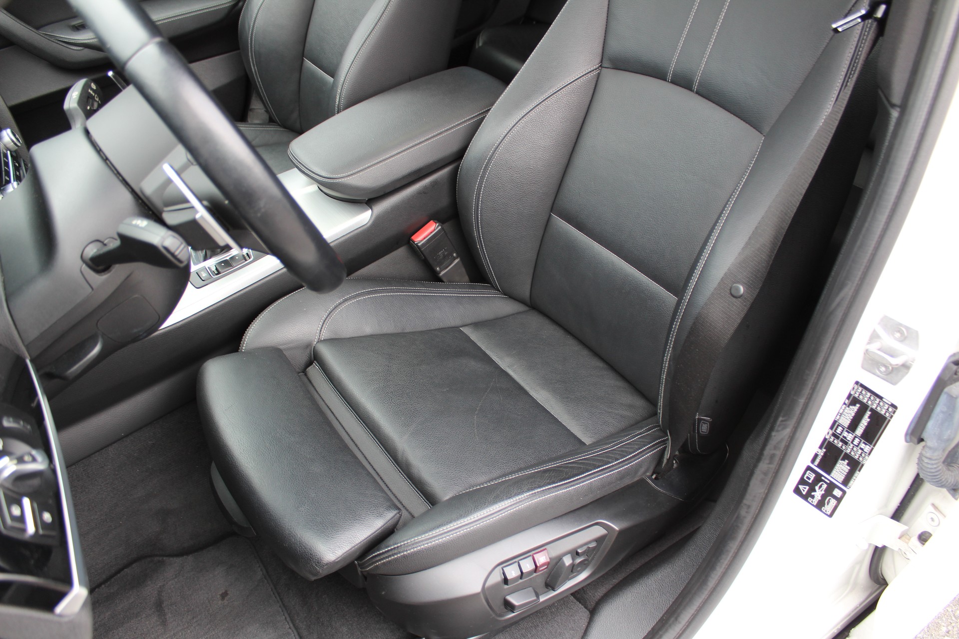 BMW X4 M 40i Steptronic-image-11