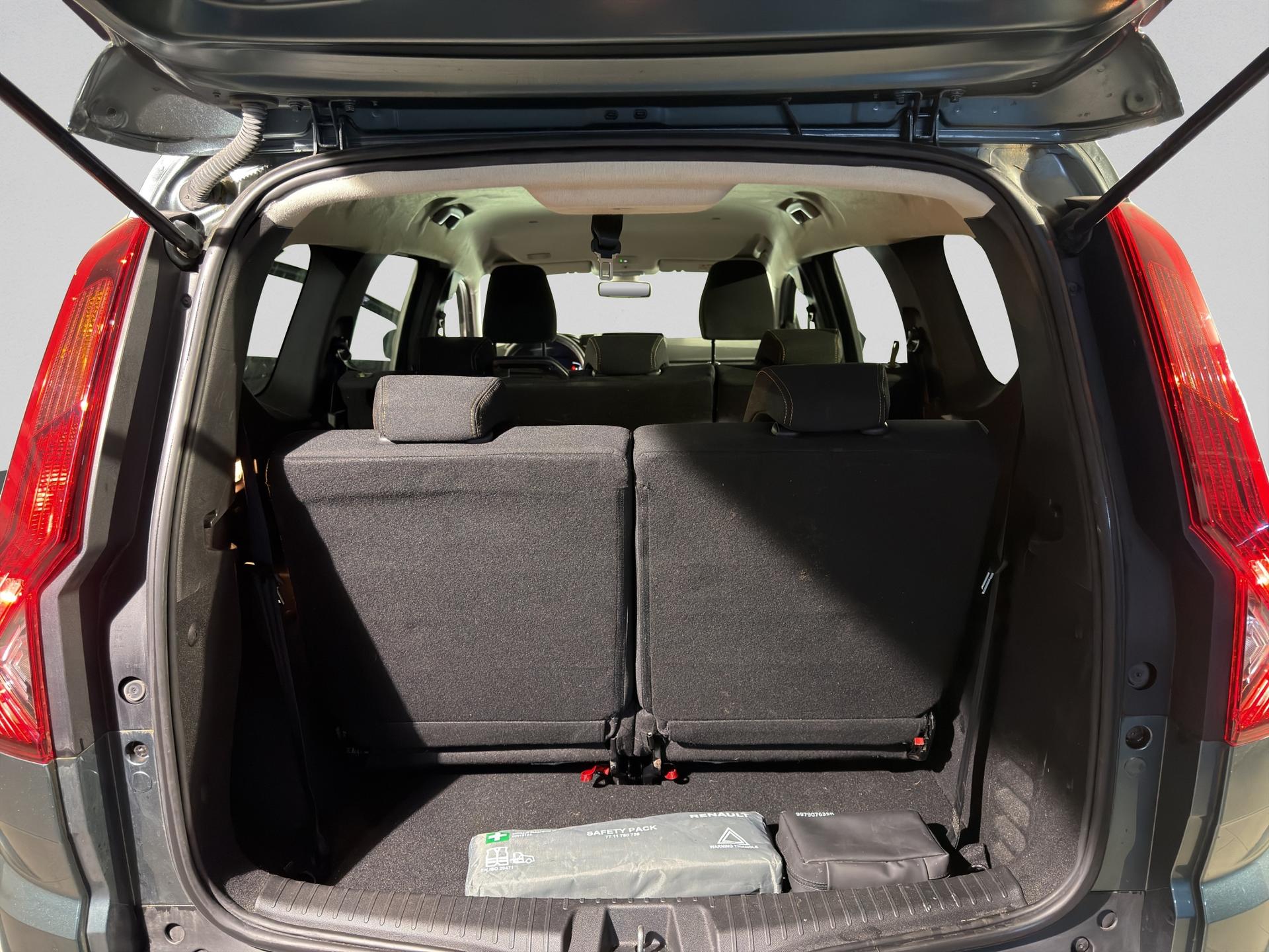 DACIA Jogger HEV 140 Extreme-image-15