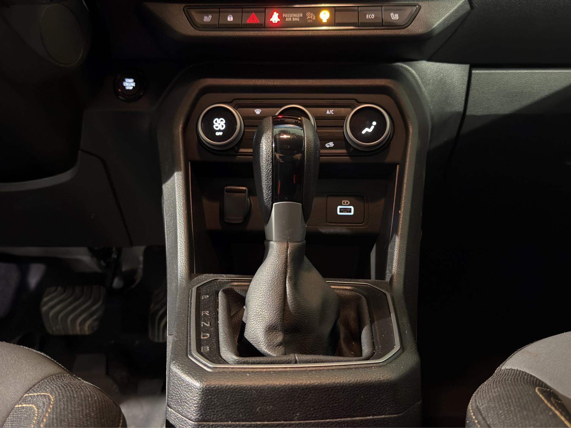 DACIA Jogger HEV 140 Extreme-image-11