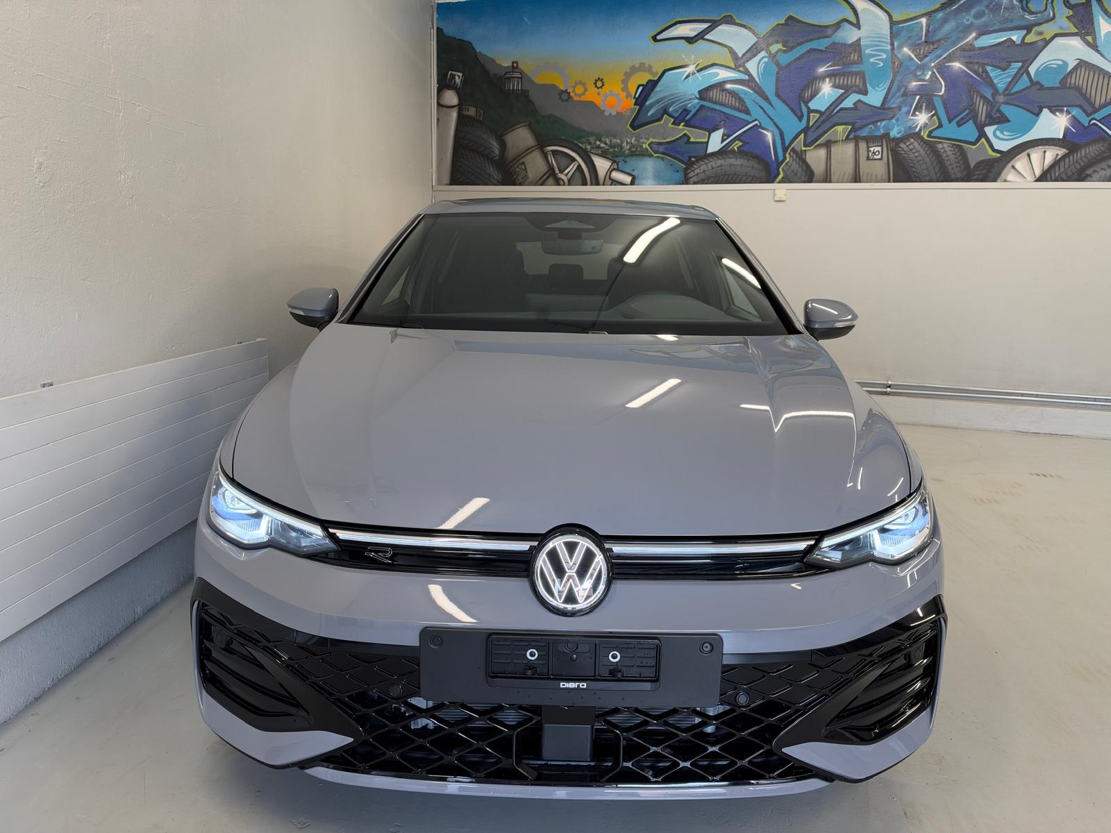 VW Golf 1.5 e TSI mHEV R-Line DSG-image-1