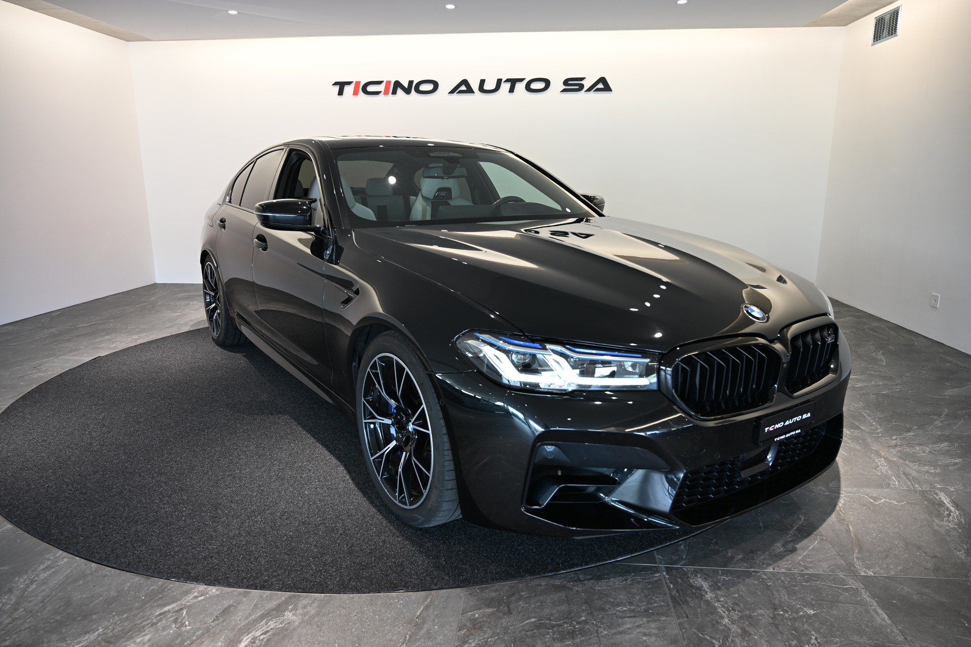 BMW M5 xDrive Competition Drivelogic-image-15